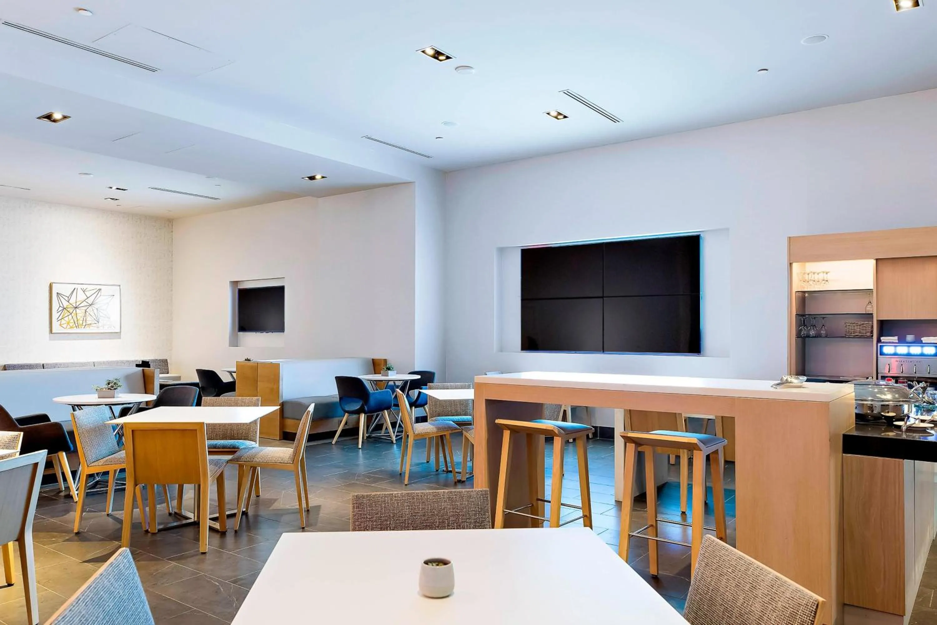 Lounge or bar in Marriott Orlando Downtown