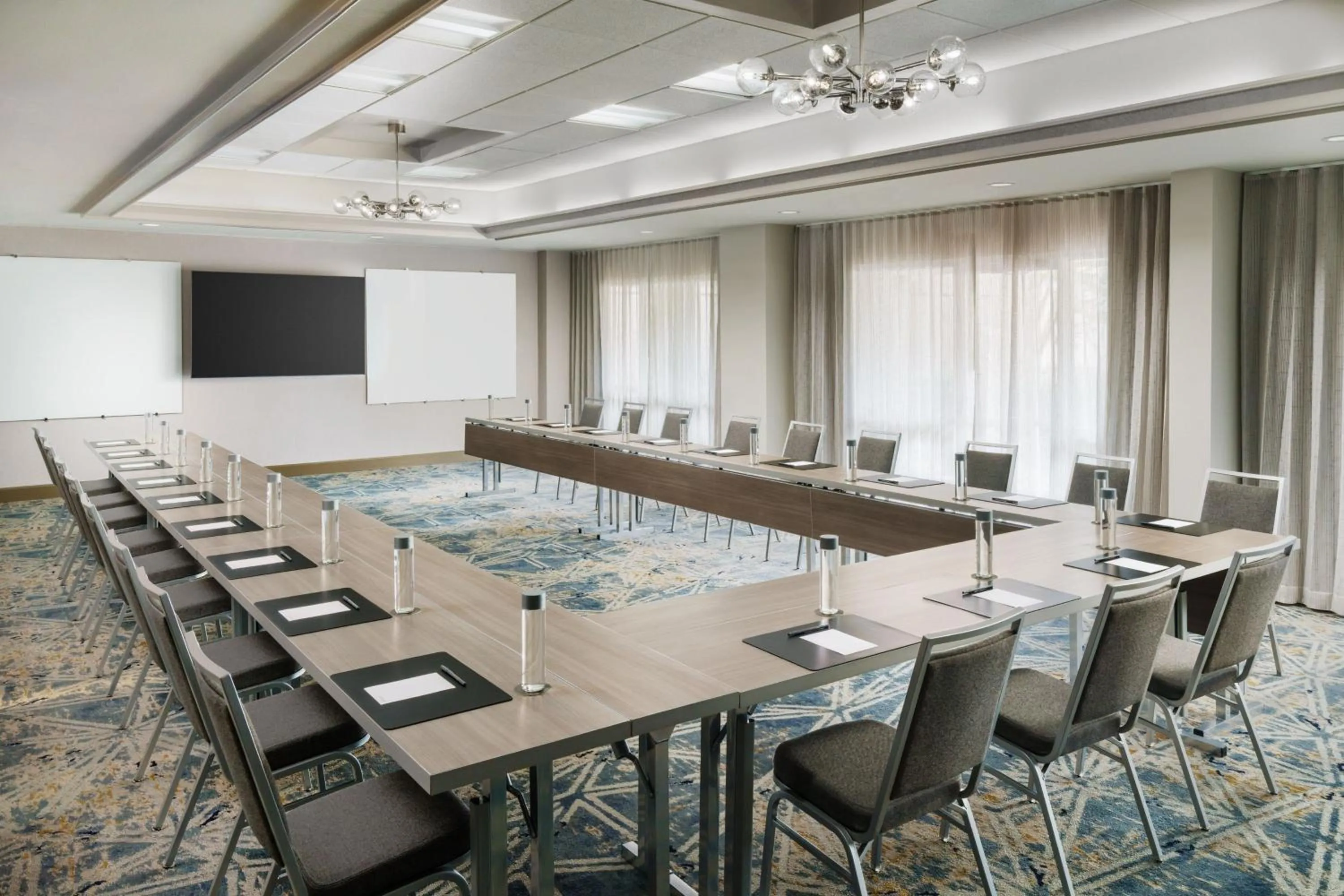 Meeting/conference room in Courtyard by Marriott Orlando Downtown