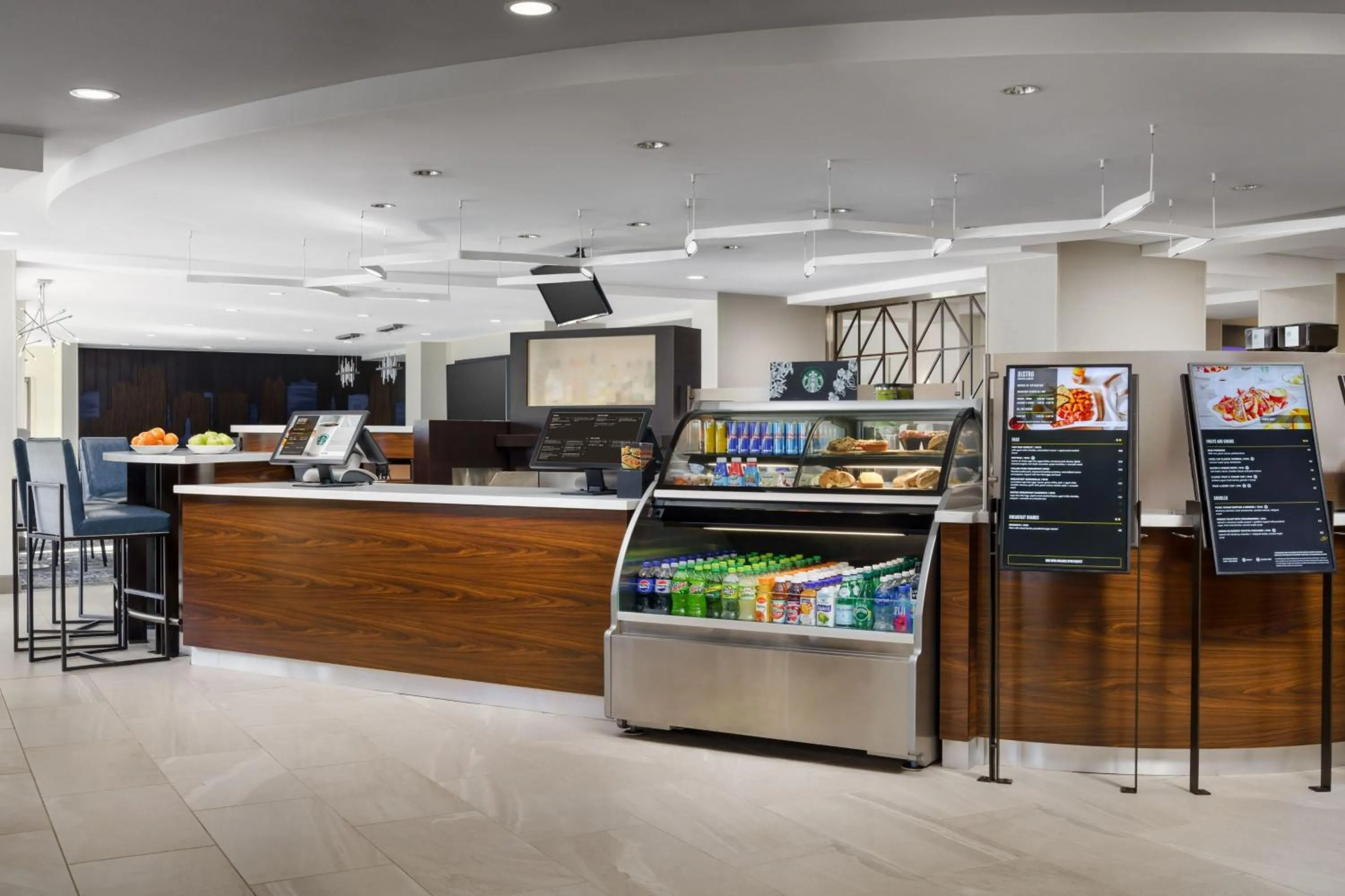 Restaurant/places to eat in Courtyard by Marriott Orlando Downtown