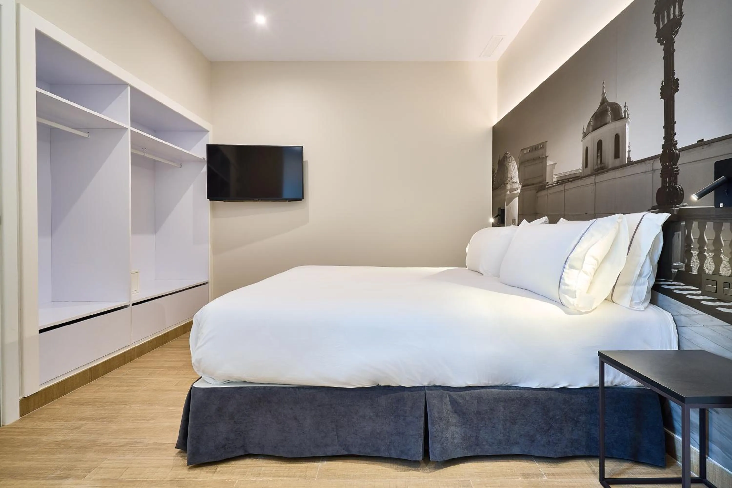 Photo of the whole room, Bed in Tandem Pópulo