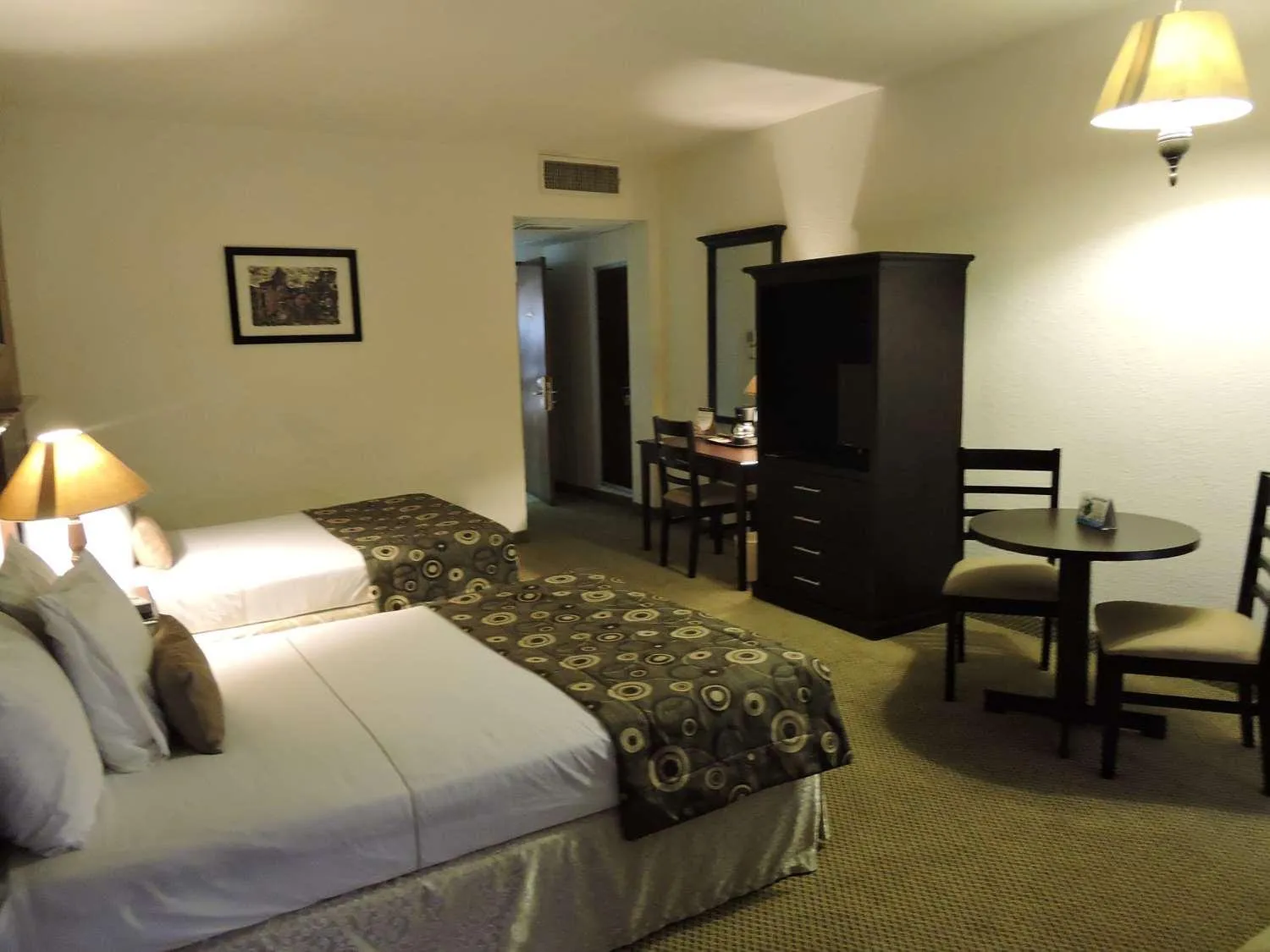 Photo of the whole room, Bed in Best Western Posada Del Rio