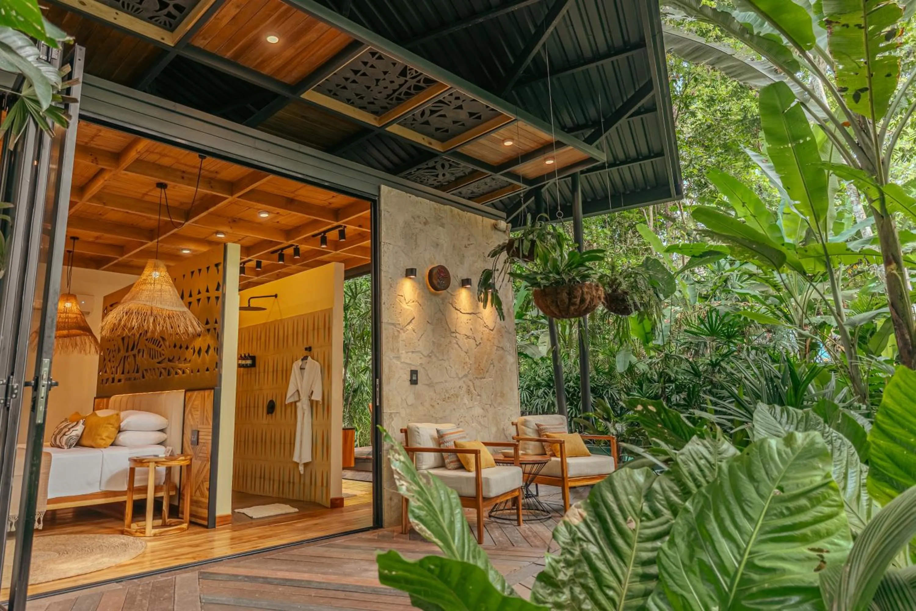 Garden in awā Beachfront Hotel