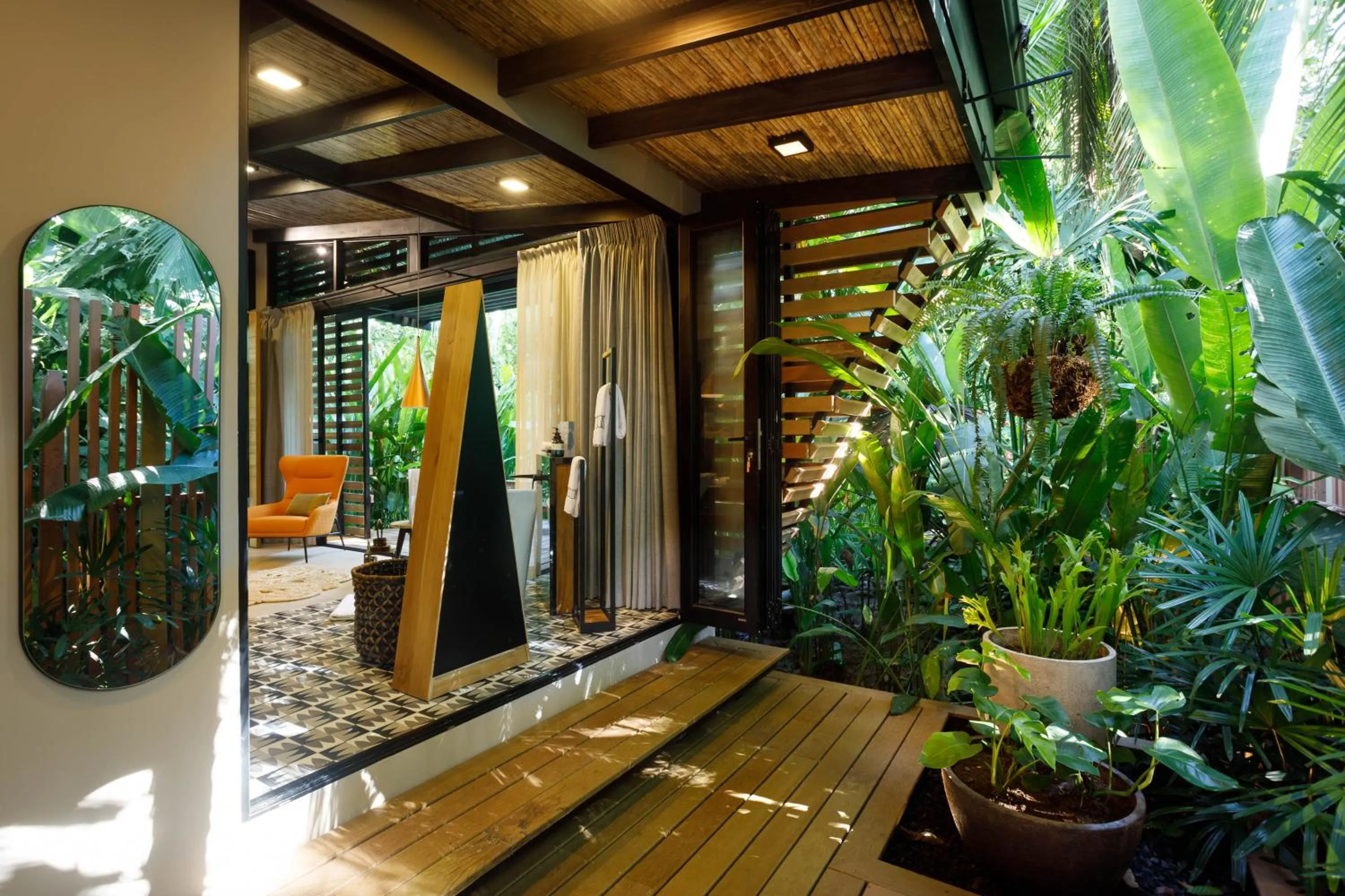 Shower in awā Beachfront Hotel