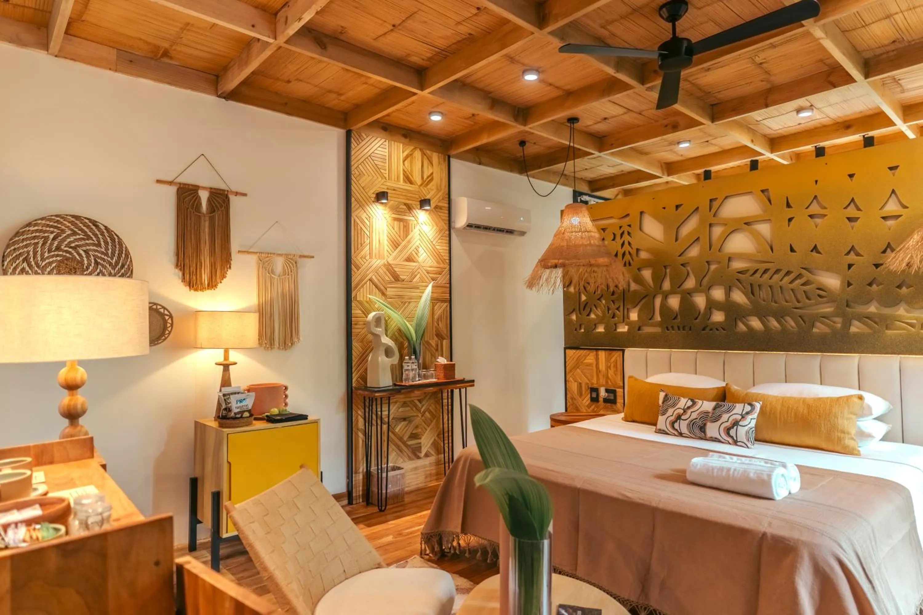 Bedroom, Bed in awā Beachfront Hotel