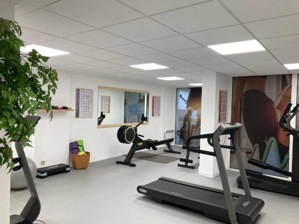 Fitness centre/facilities in Brit Hotel Confort Deltour Mende