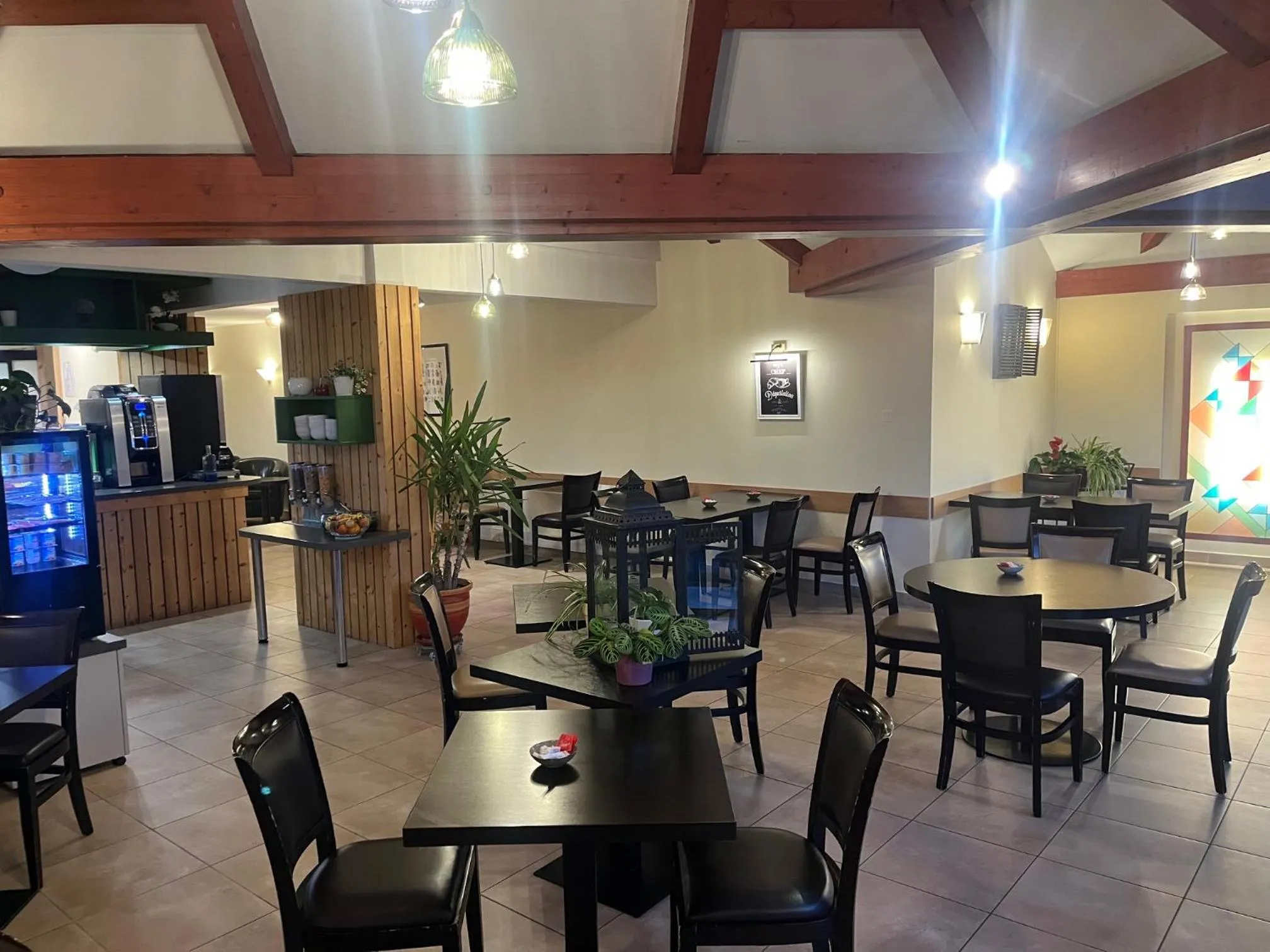 Breakfast in Brit Hotel Confort Deltour Mende