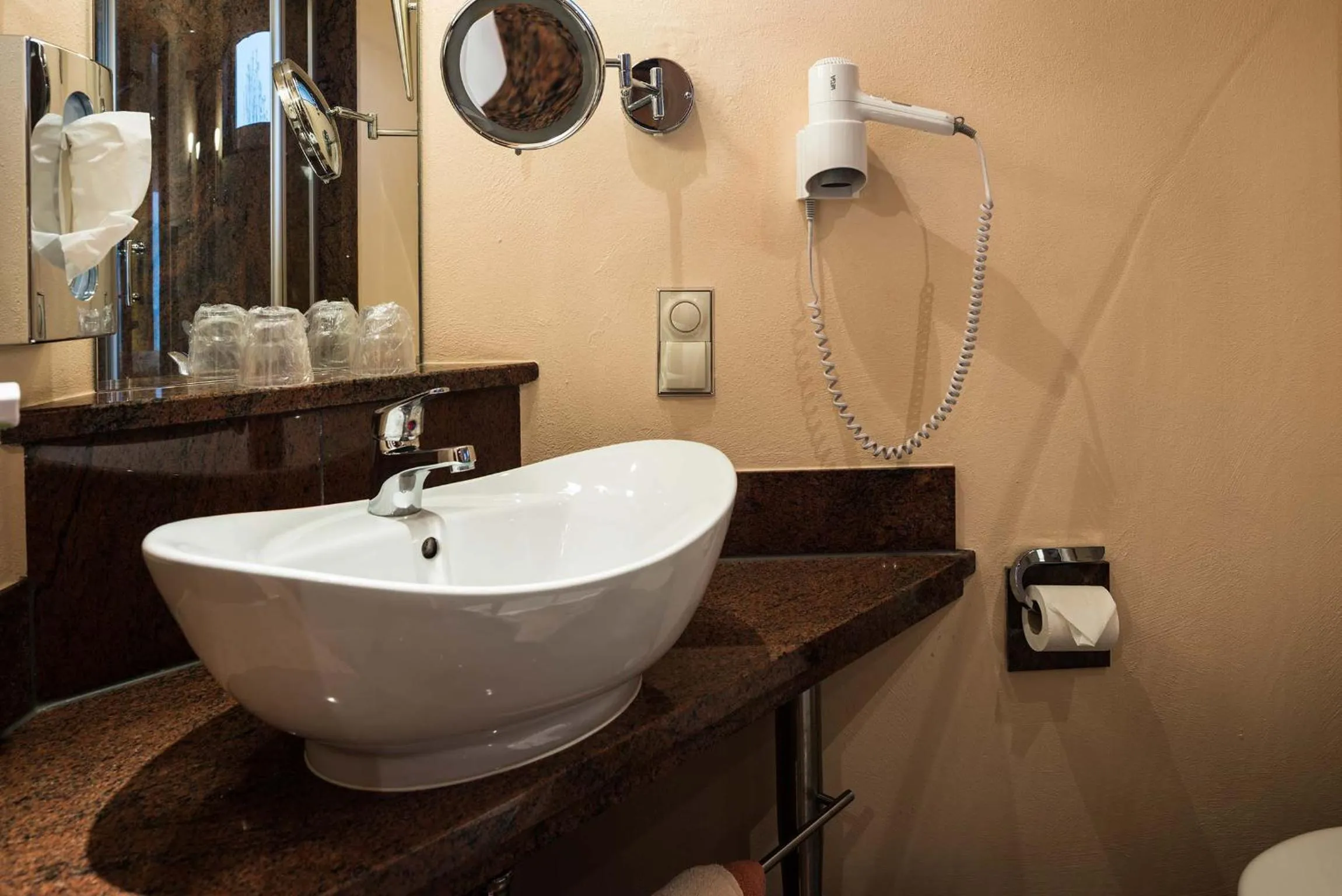 Decorative detail in Hotel Sperling mit E-Ladestation