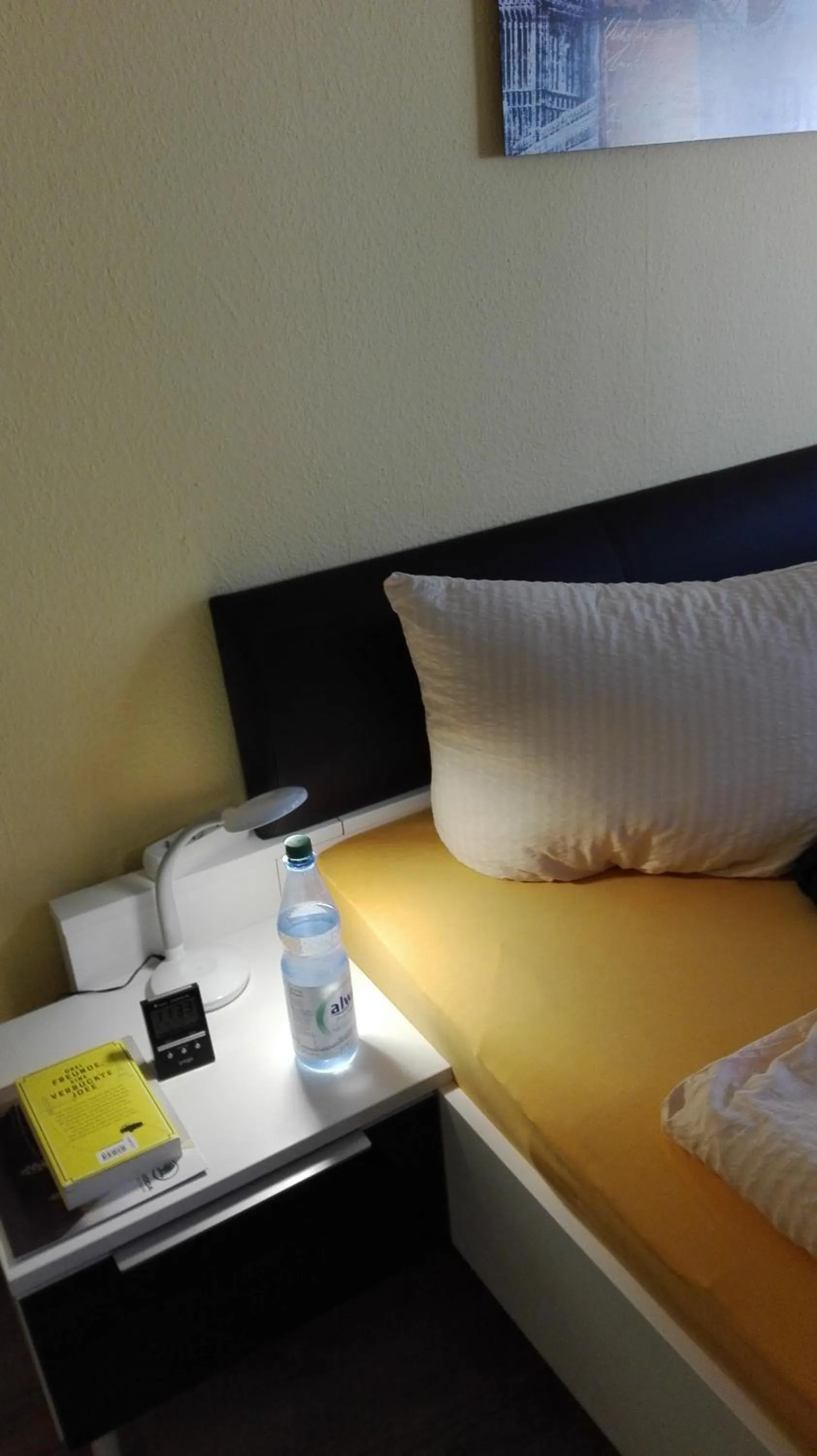 Bed in Hotel am Hindenburgplatz