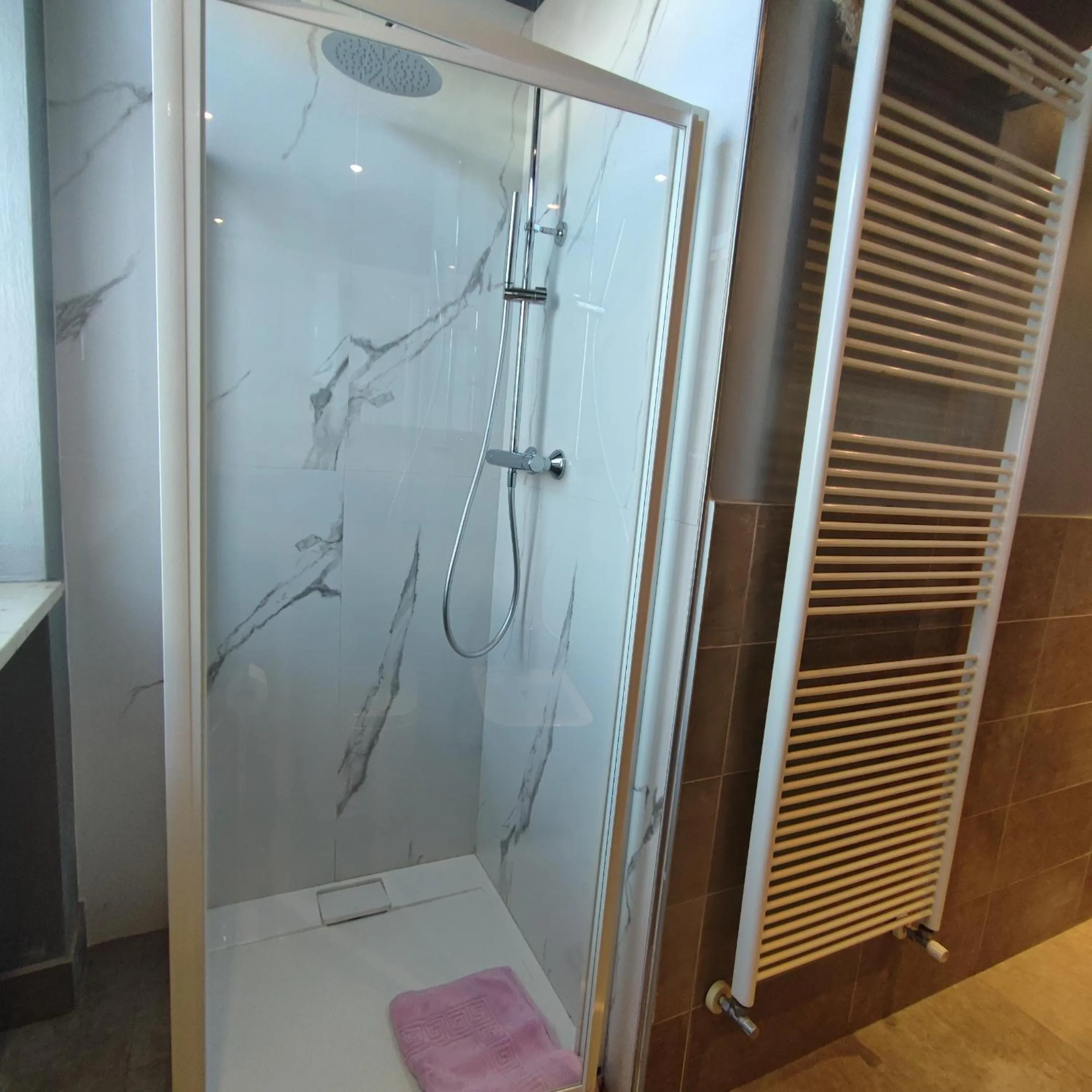 Shower in B&B Casa Lilla