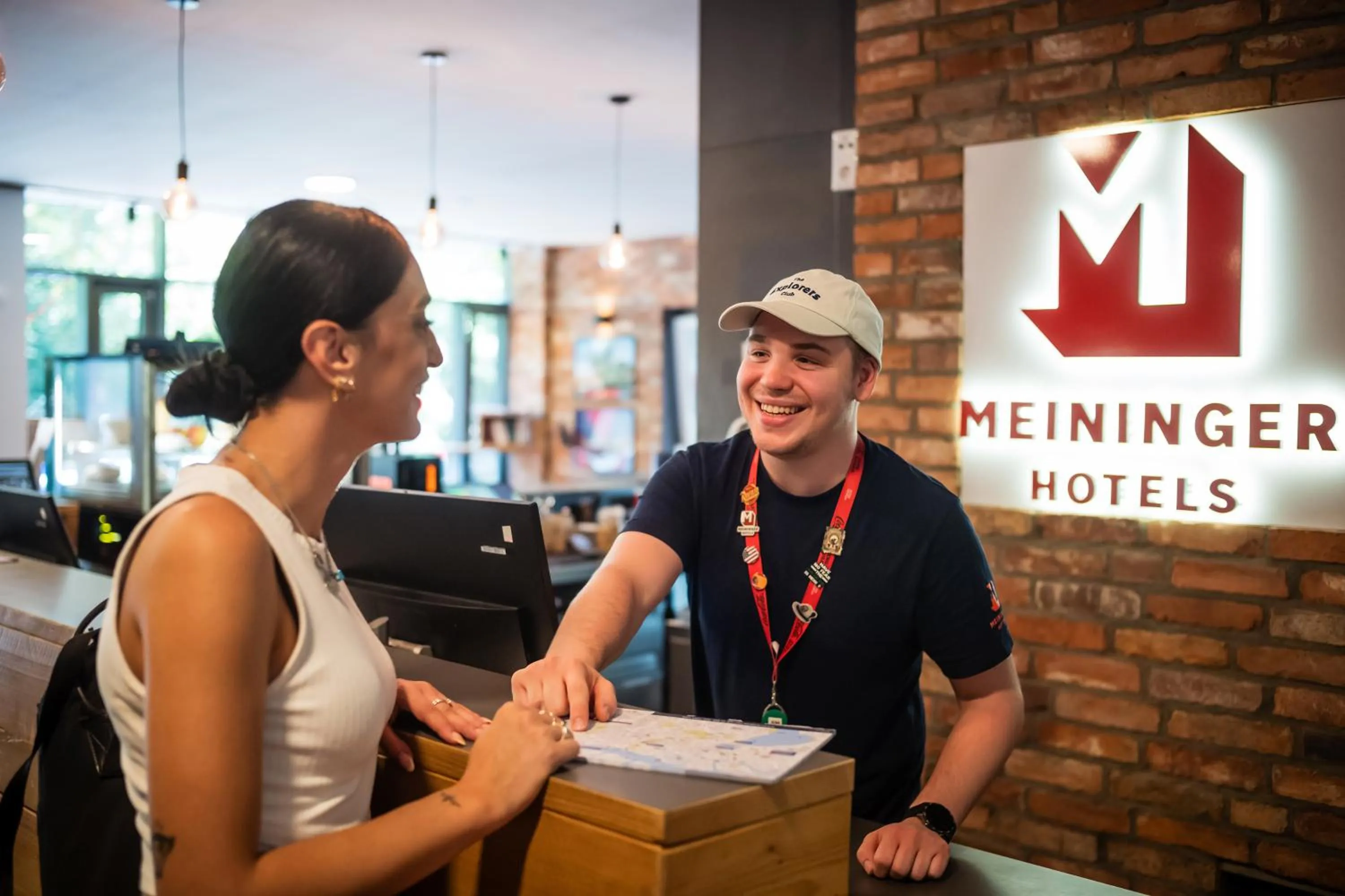 Lobby or reception in MEININGER Hotel Hamburg City Center