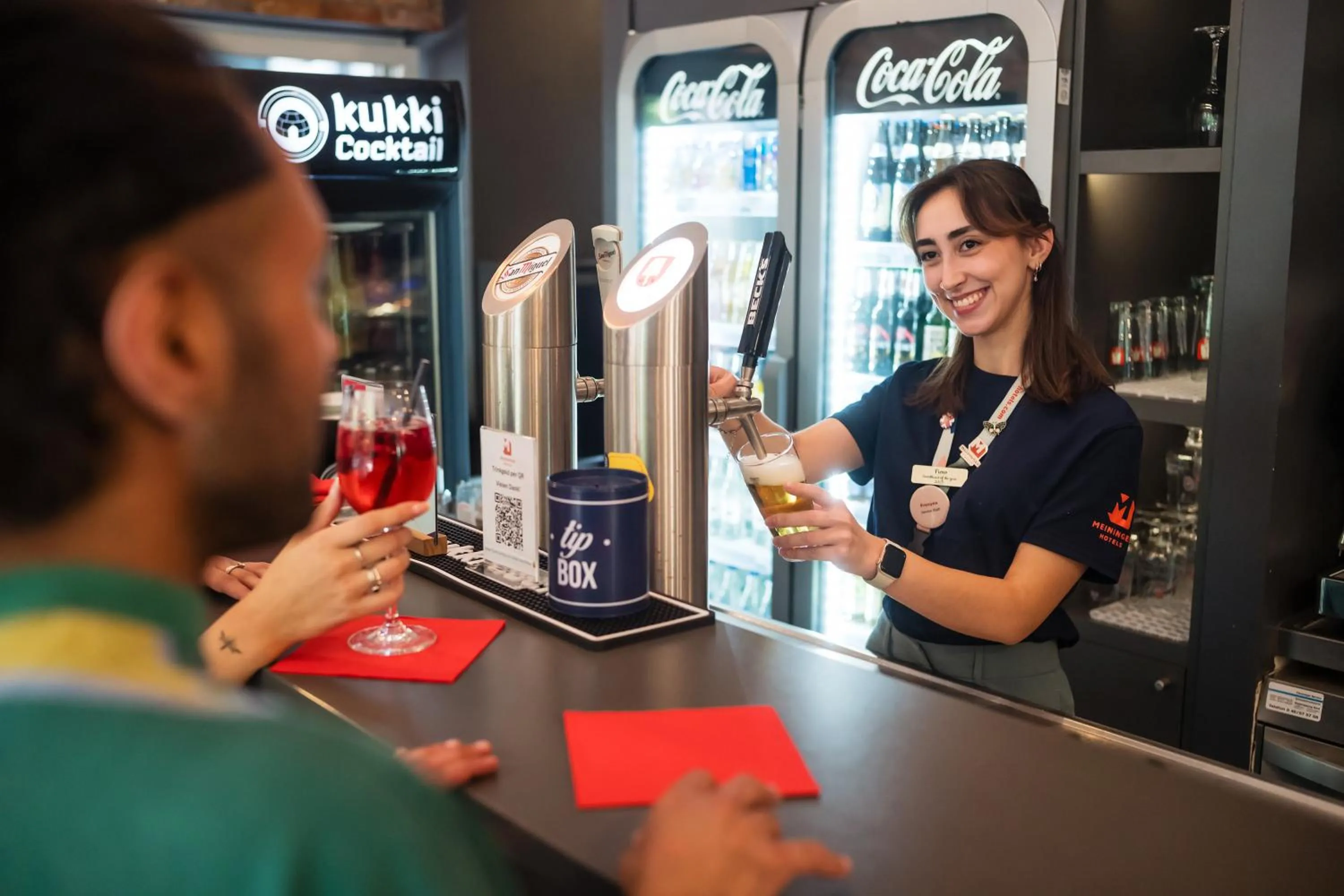 Lounge or bar in MEININGER Hotel Hamburg City Center