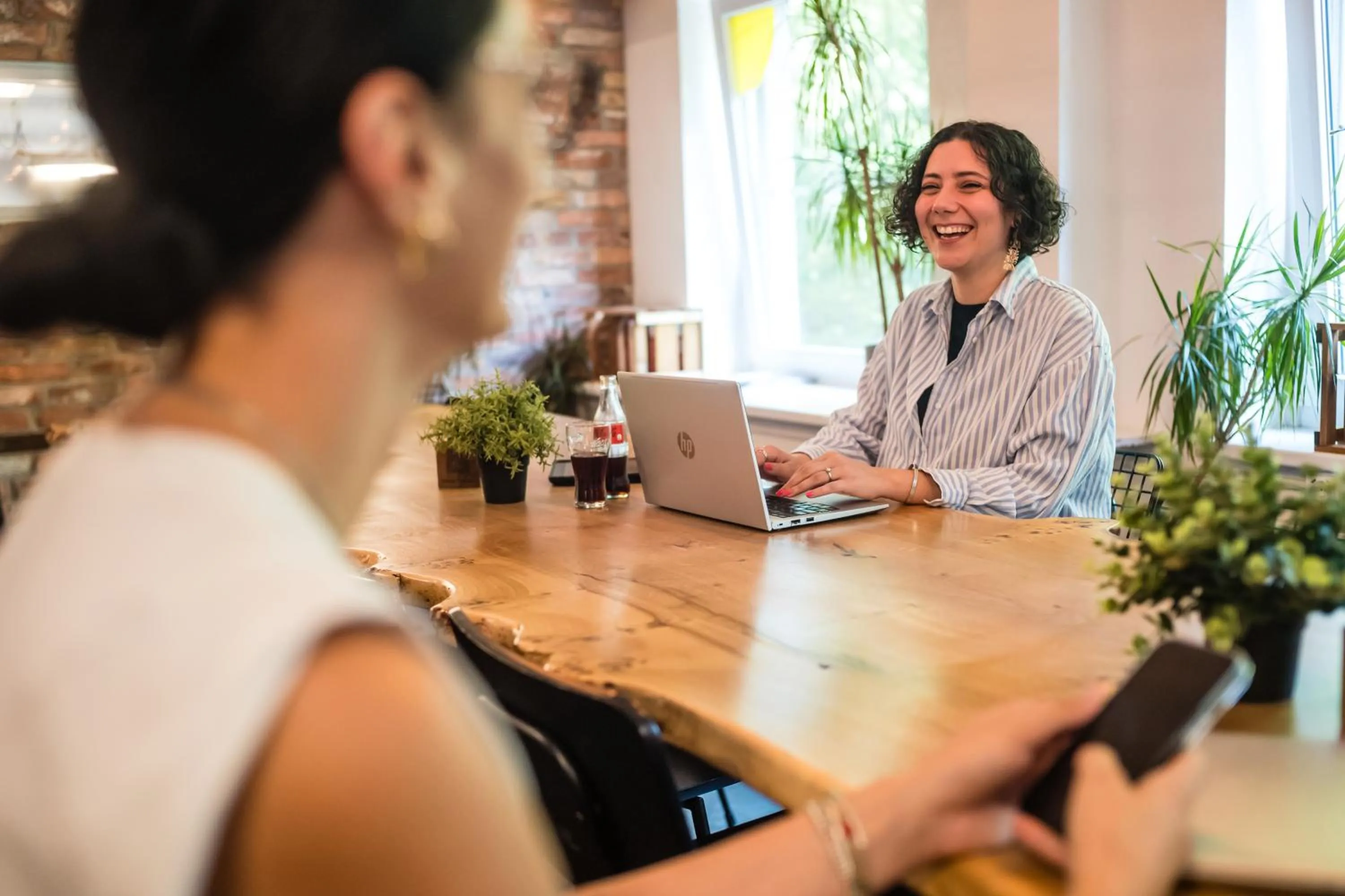 Lounge or bar in MEININGER Hotel Hamburg City Center
