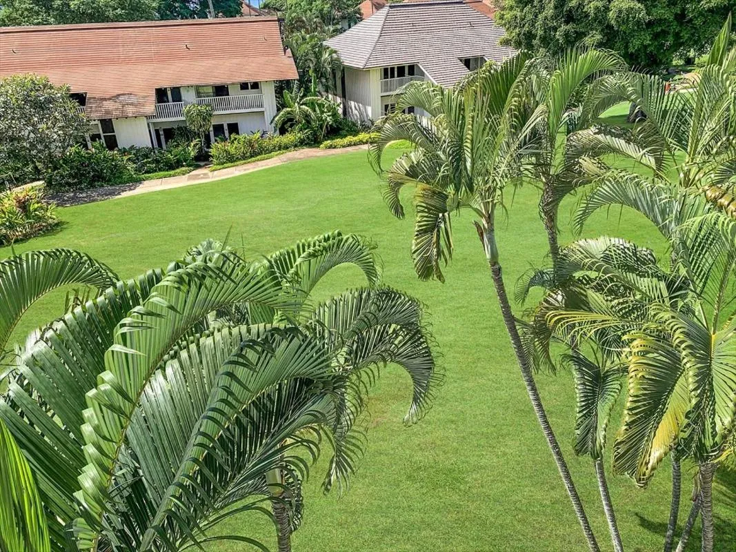 Garden view in Kiahuna Plantation 96, Poipu Beach, Club Membership, Part Ocean View, Kids Toys