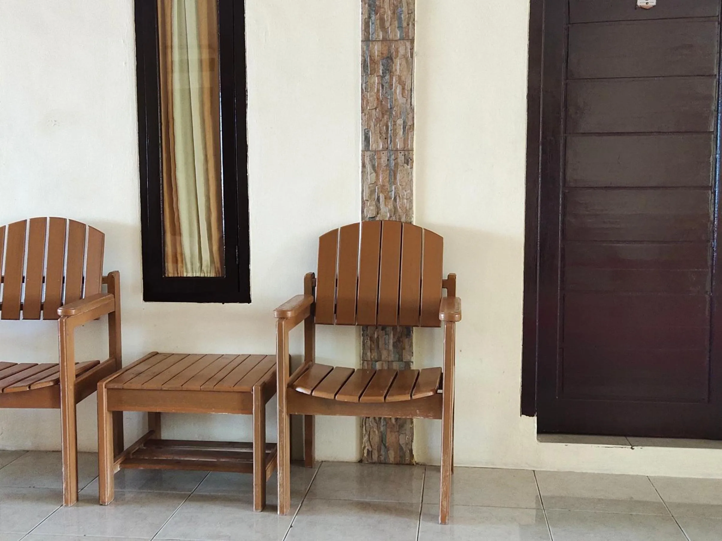 penginapan karanglaut santolo