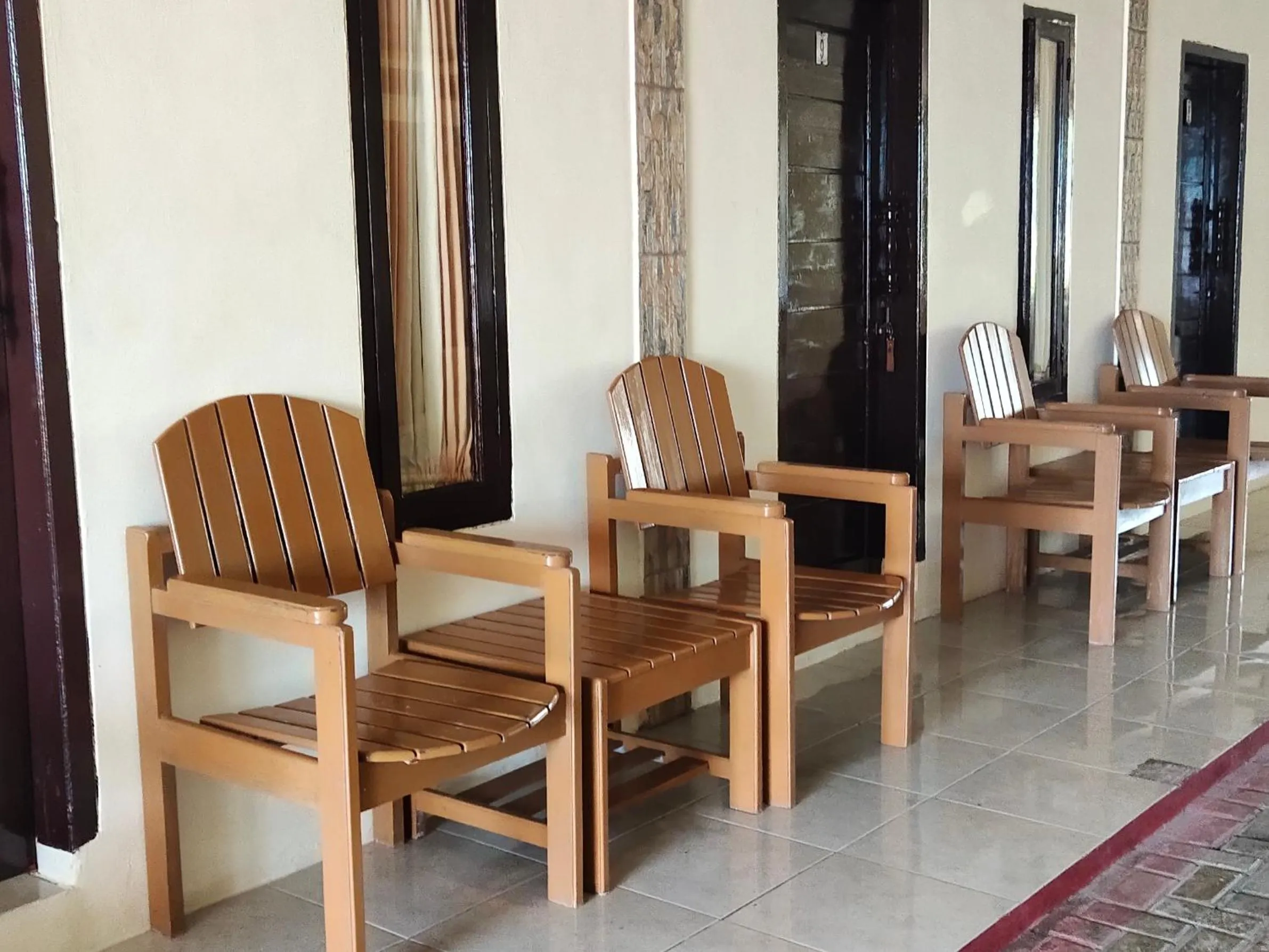 penginapan karanglaut santolo