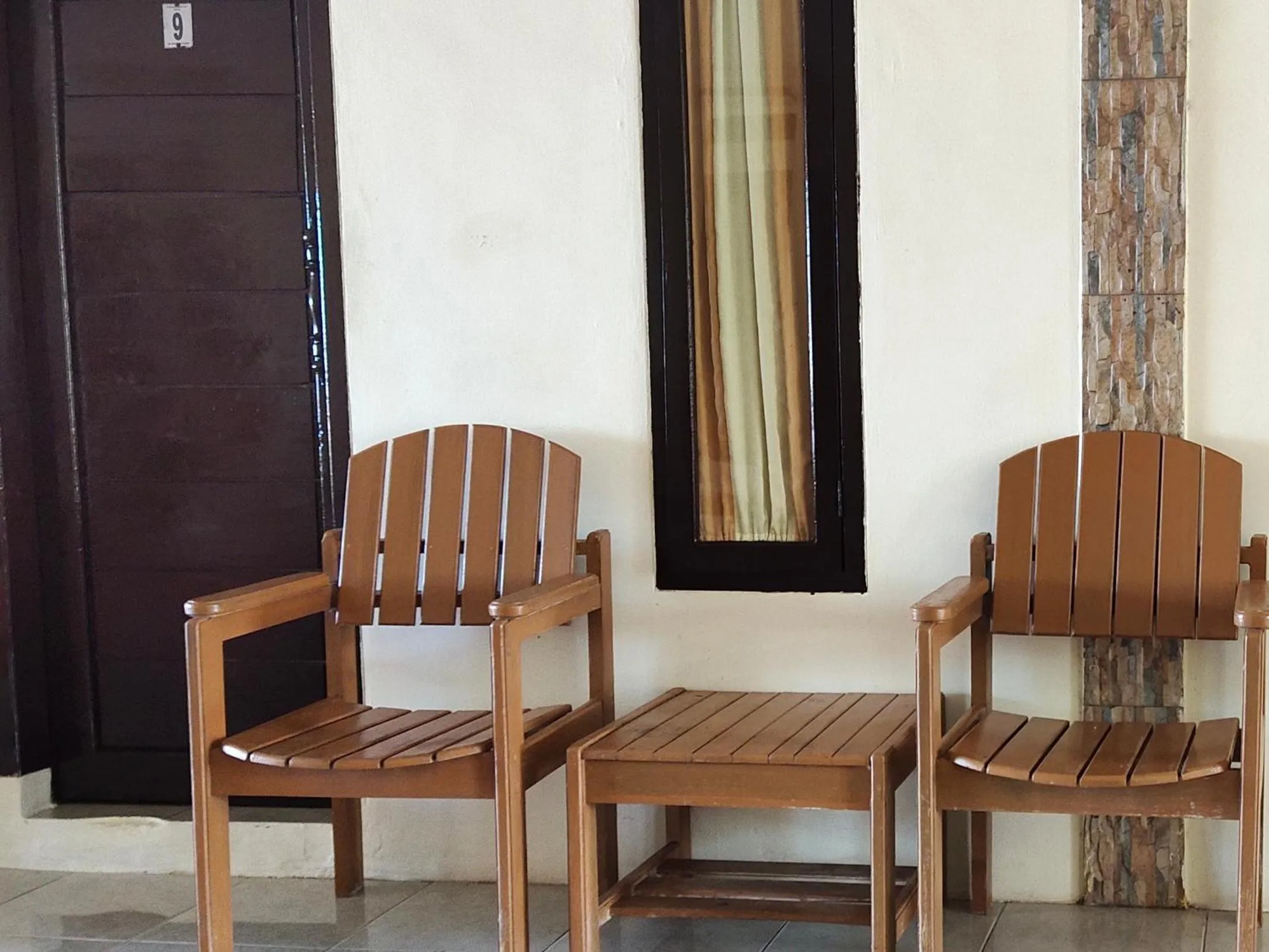 Seating area in penginapan karanglaut santolo
