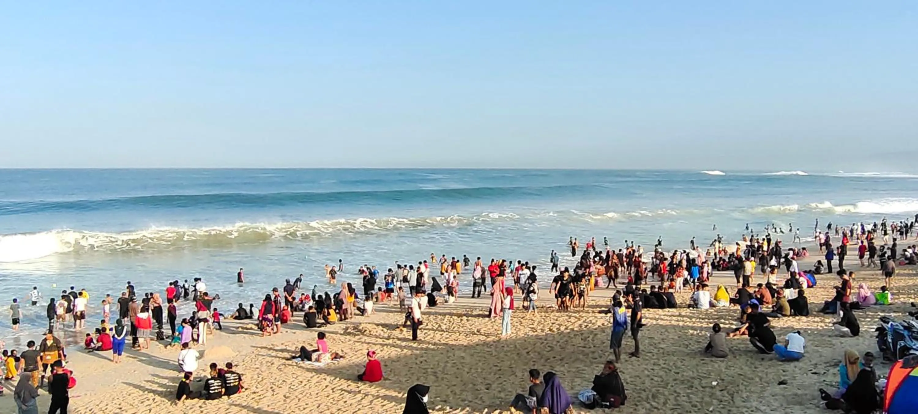 penginapan karanglaut santolo