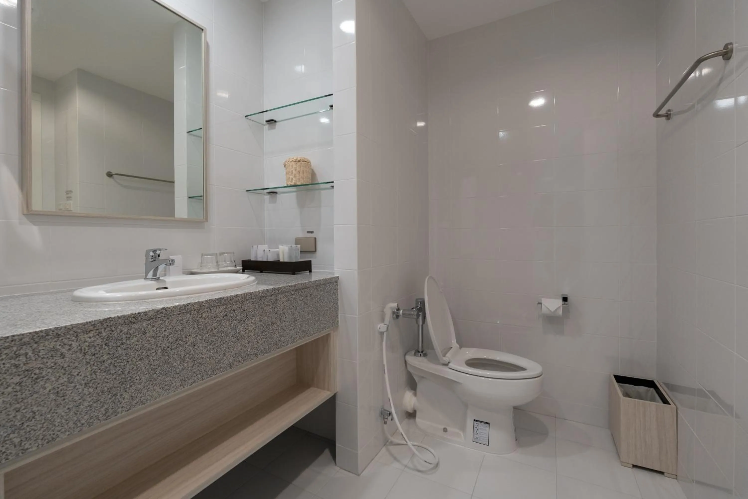 Toilet in Kantary Hotel Banchang