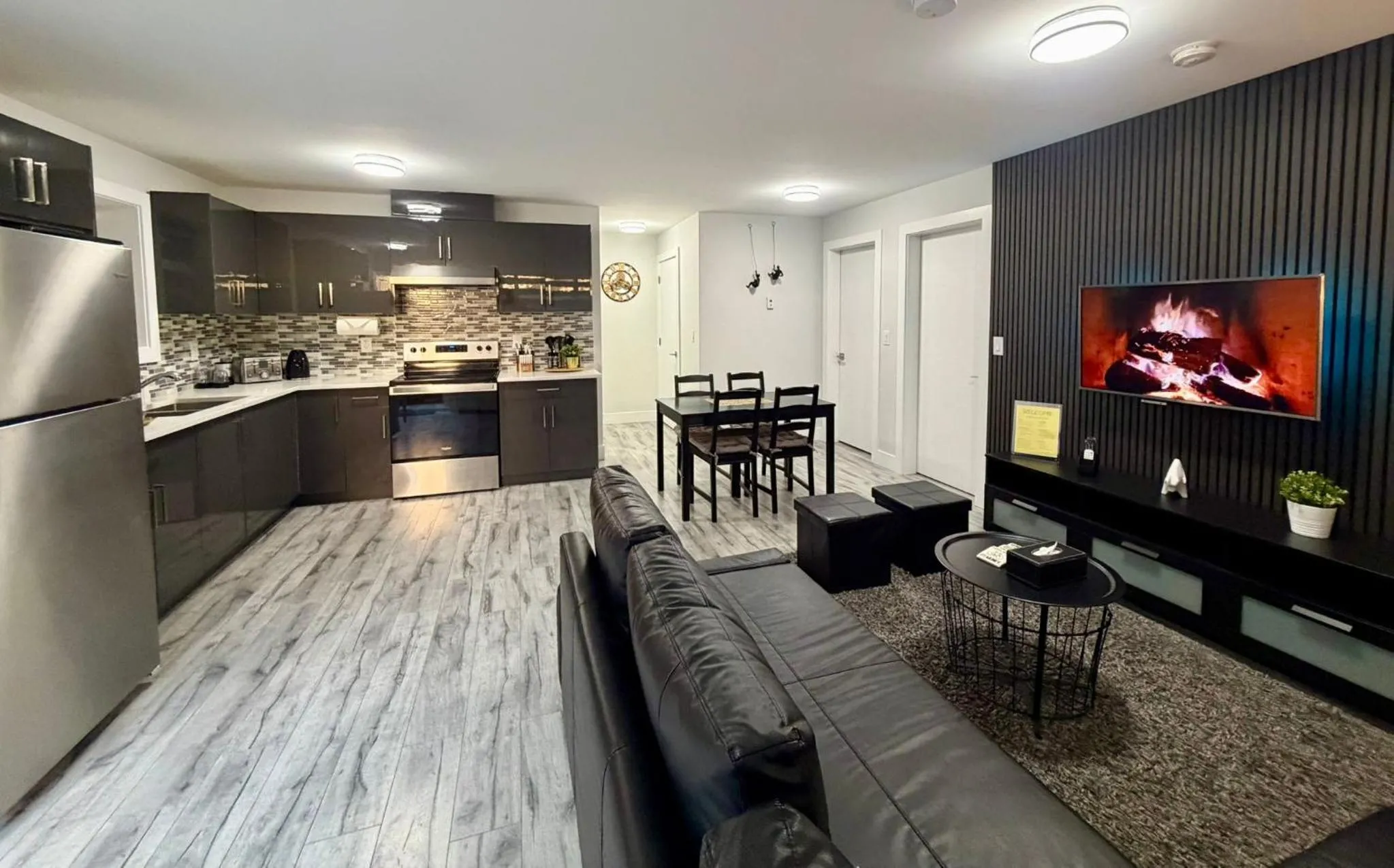 Sparsh Villas - Lux Modern 2BR Suite wKitchen