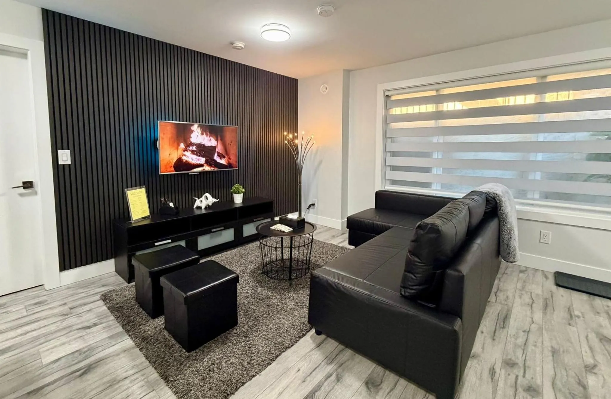 Sparsh Villas - Lux Modern 2BR Suite wKitchen