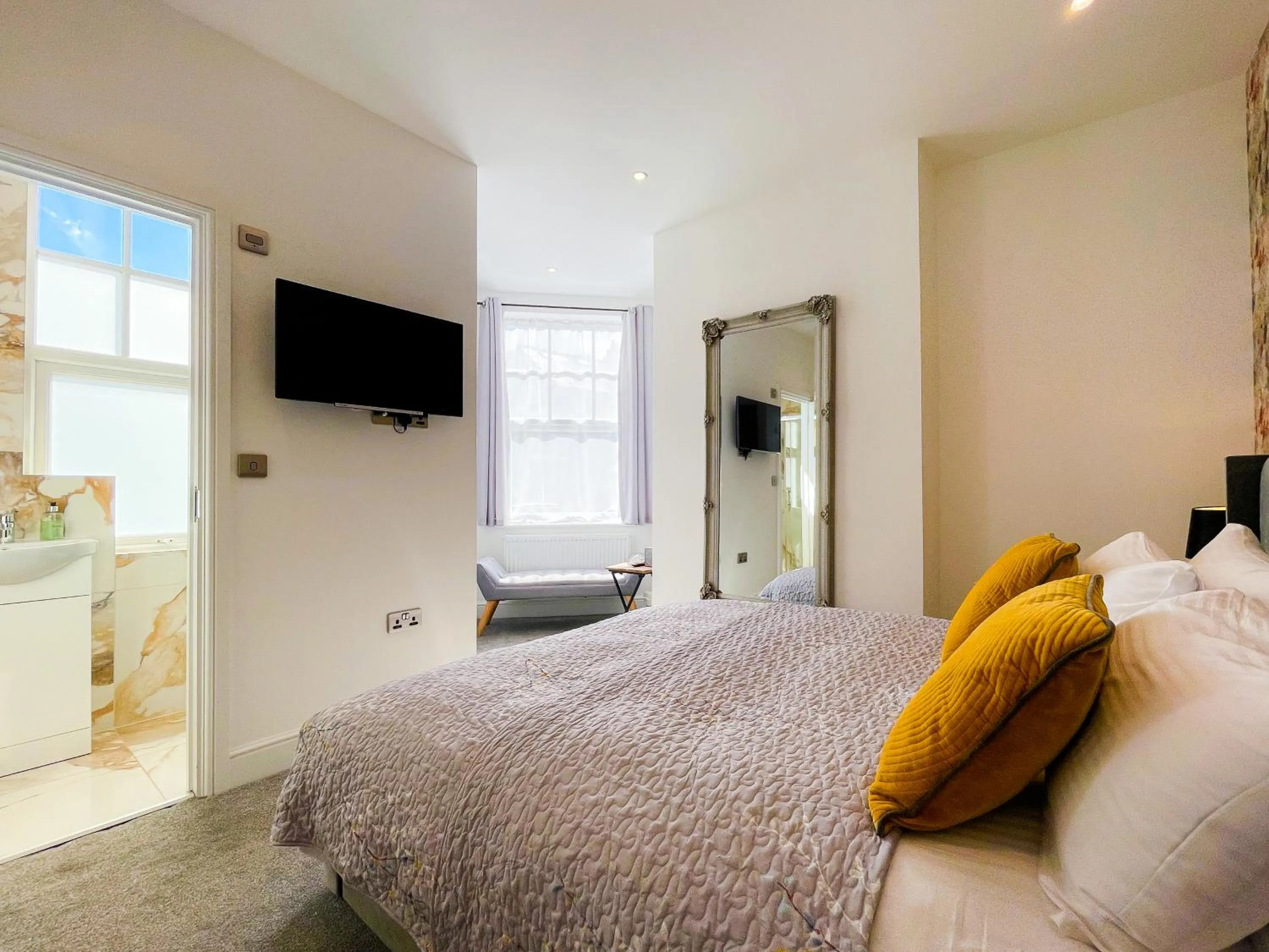 Bed in Ashfield Boutique Stays