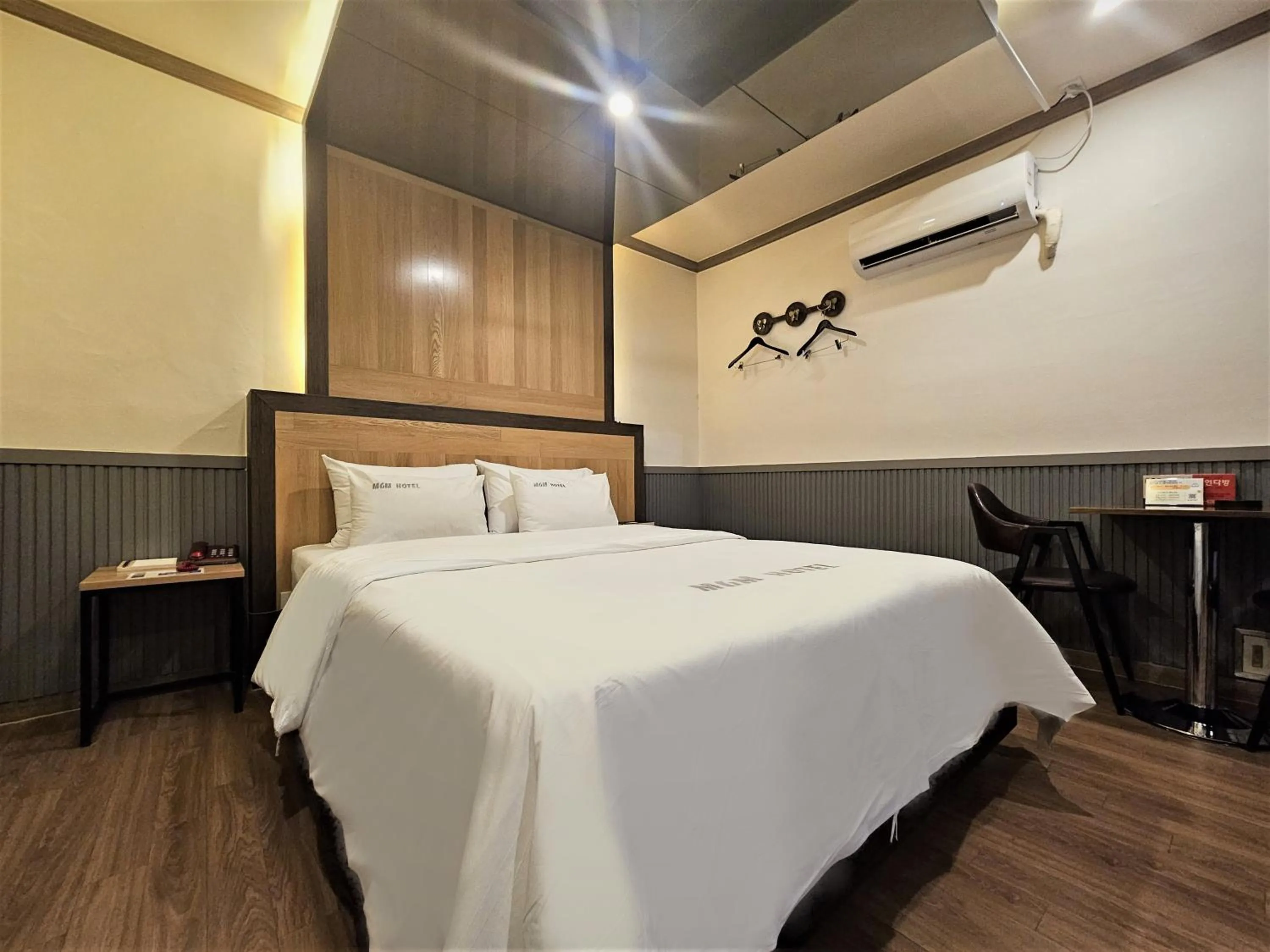 Bedroom, Bed in HOTEL ViA