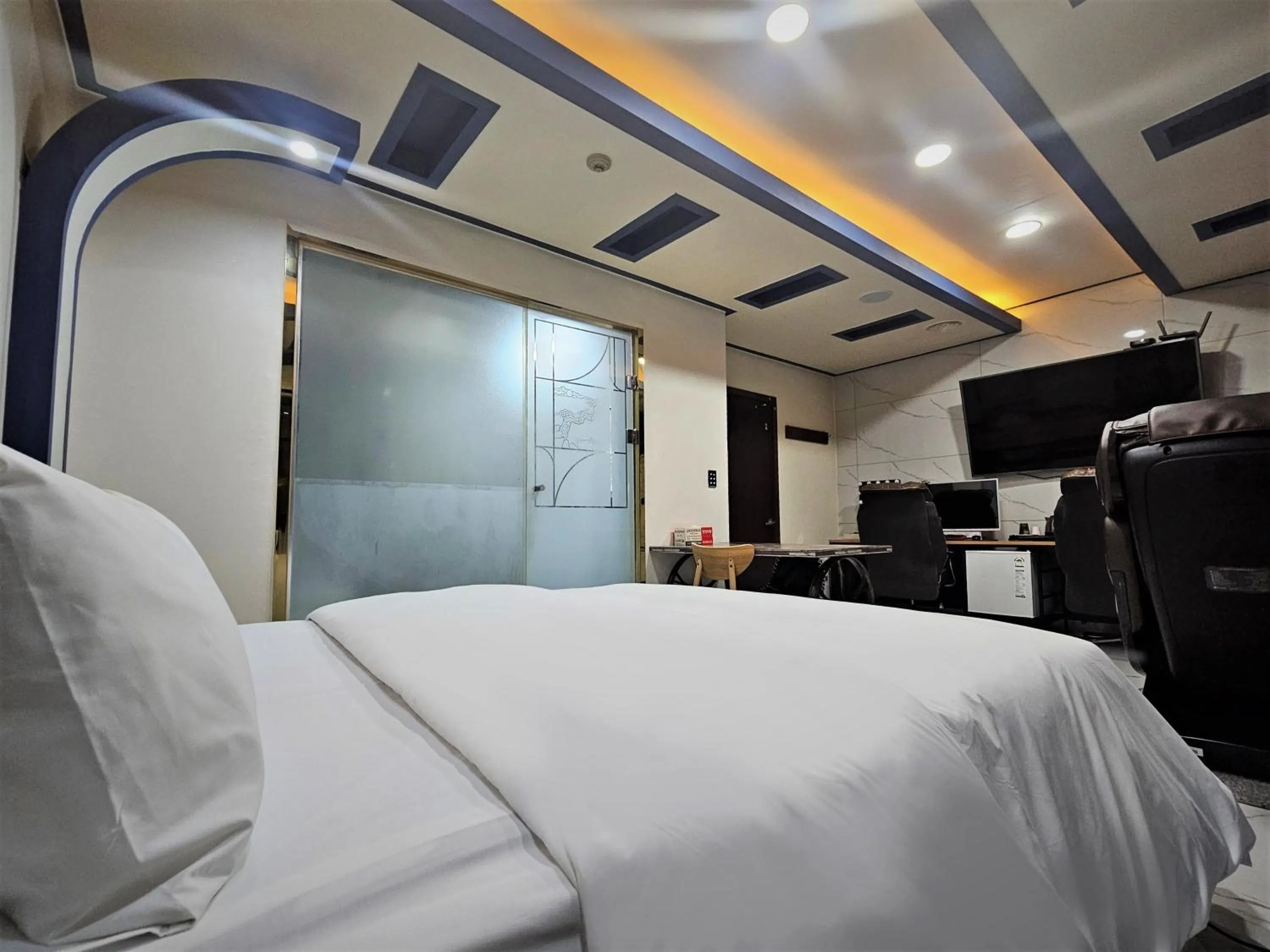 Photo of the whole room, Bed in HOTEL ViA