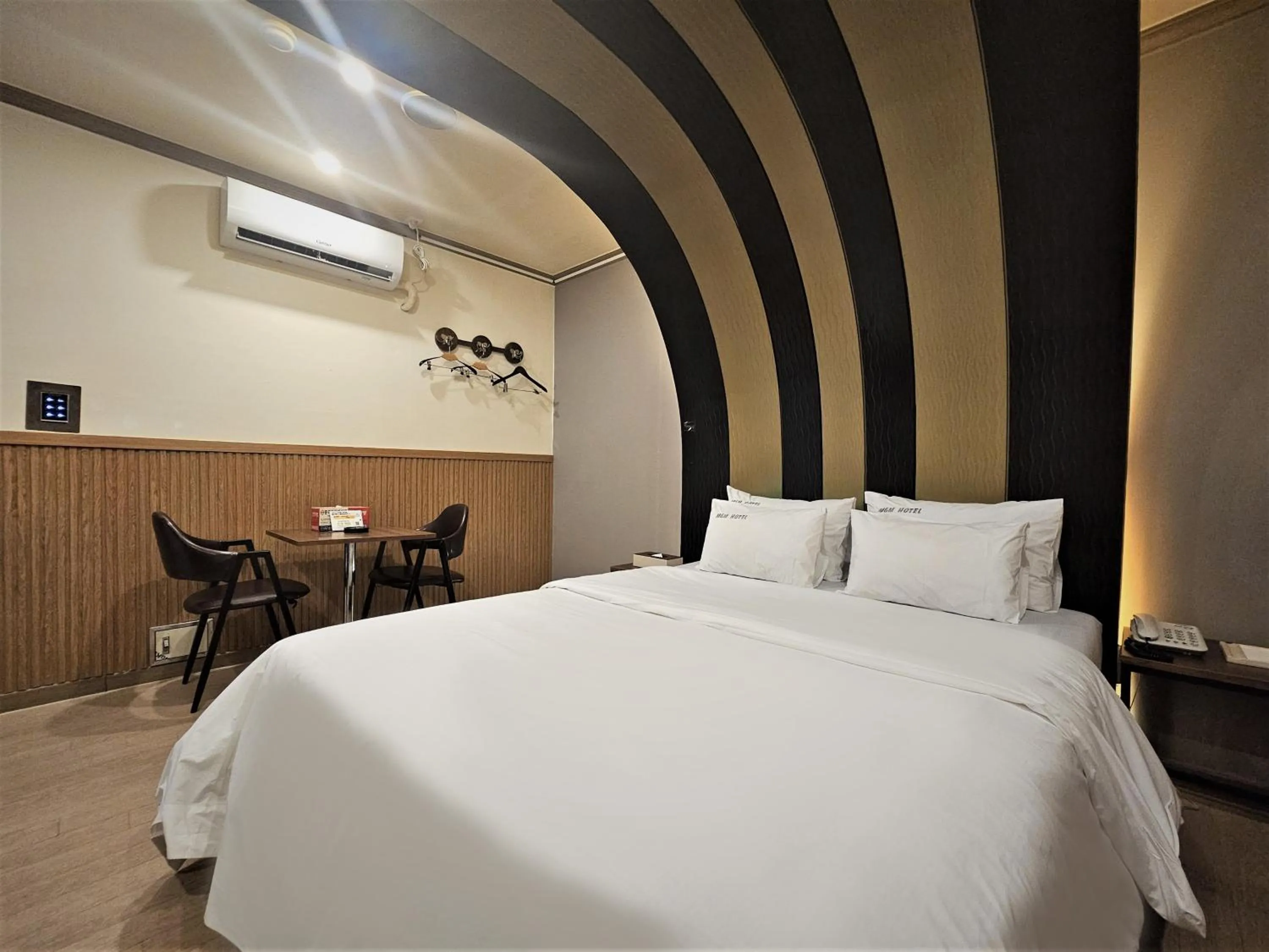 Bedroom, Bed in HOTEL ViA