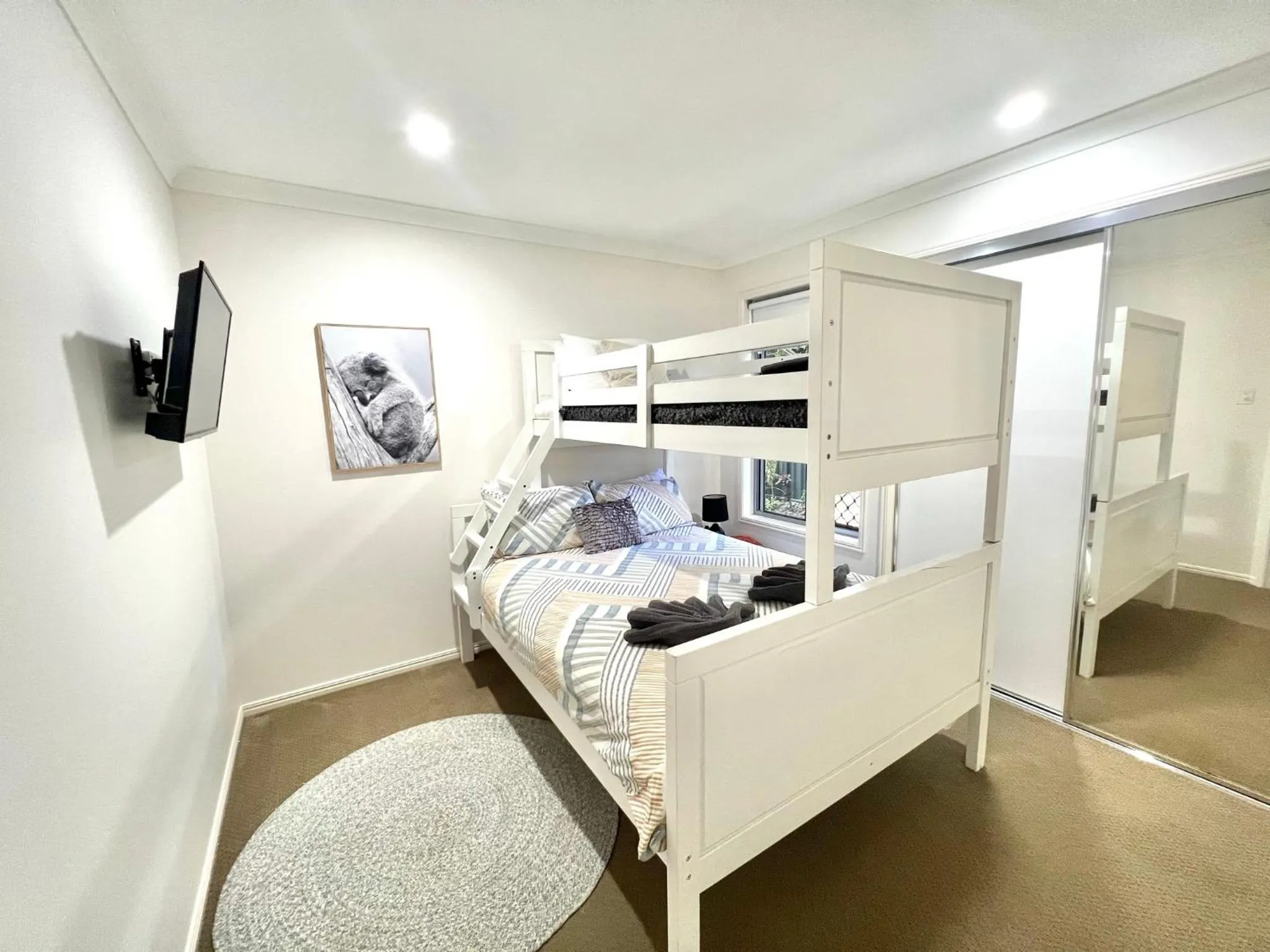 bunk bed, Bed in Bundys Best! Modern Luxury in the heart of town