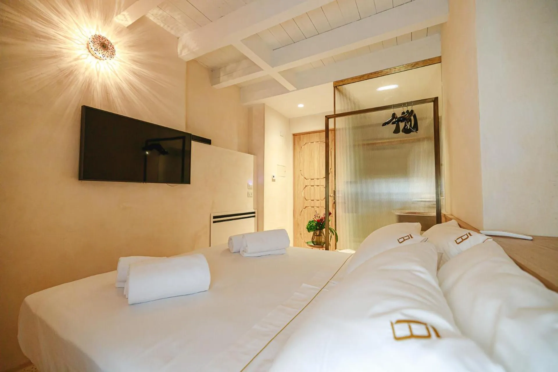 Bed in BAYIT Charming Place