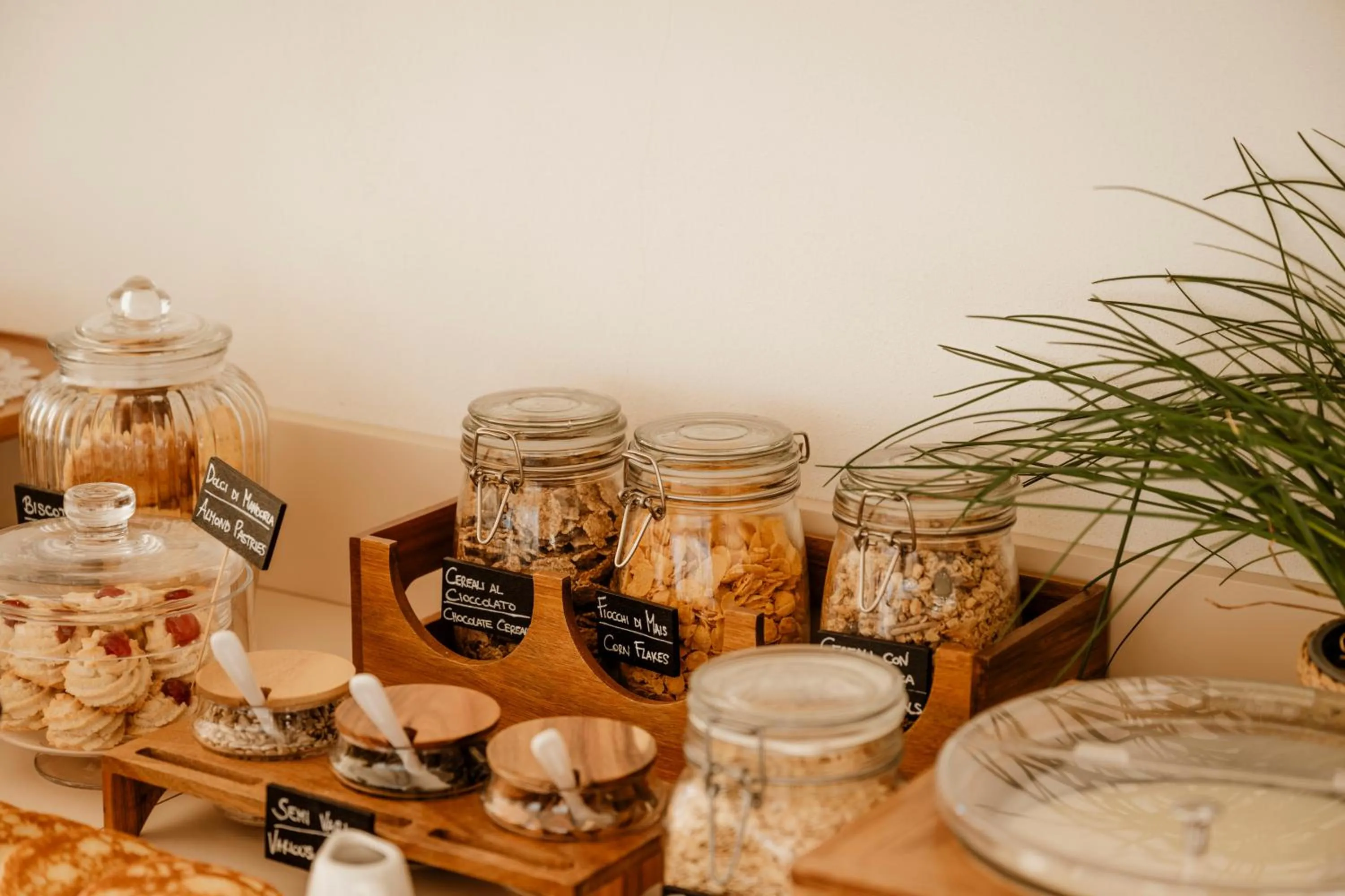 Breakfast in BAYIT Charming Place