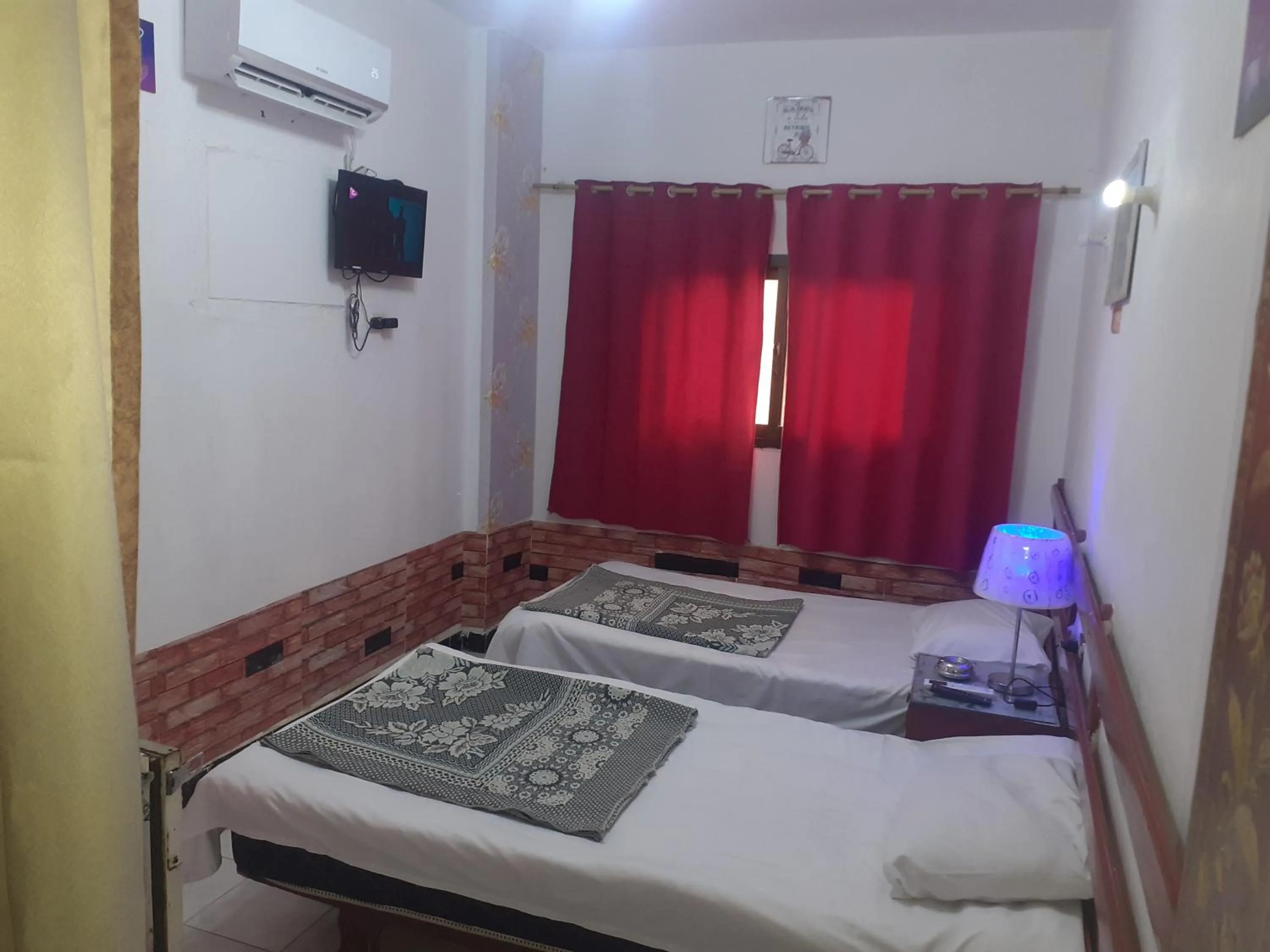 Bed in Four Seasons Hotel