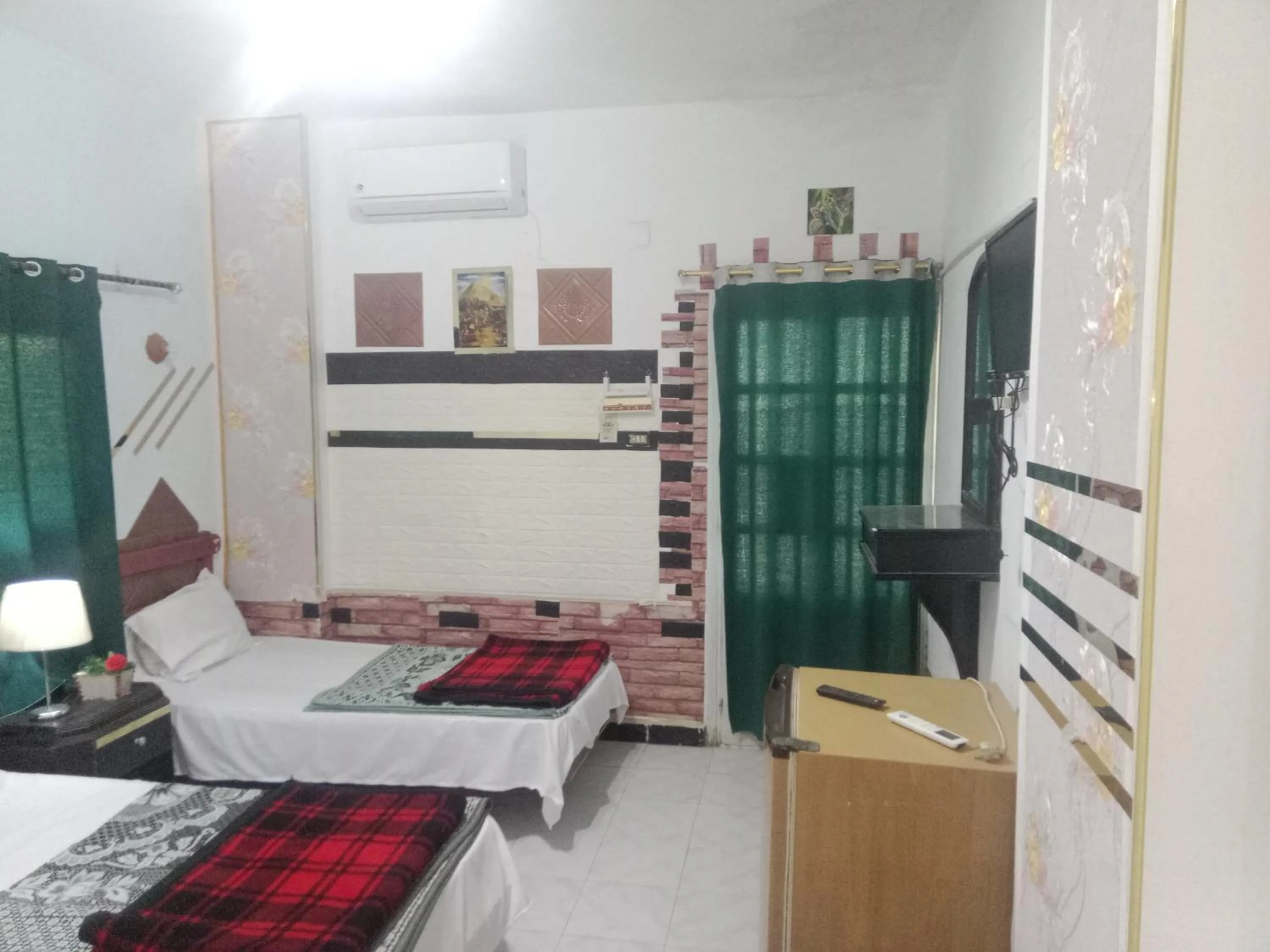 Bed in Four Seasons Hotel