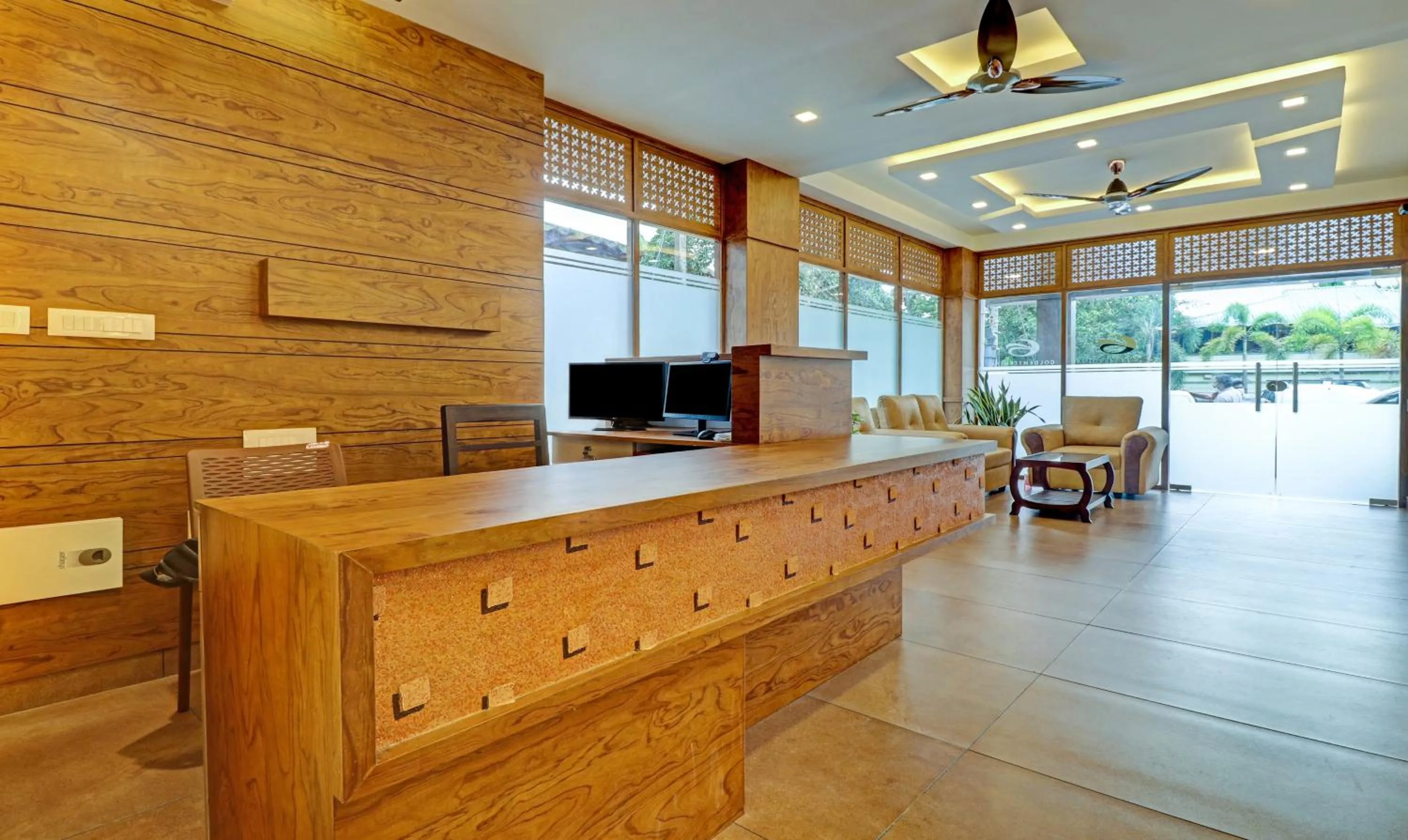 Lobby or reception in Treebo Golden Terminal, Kochi Airport