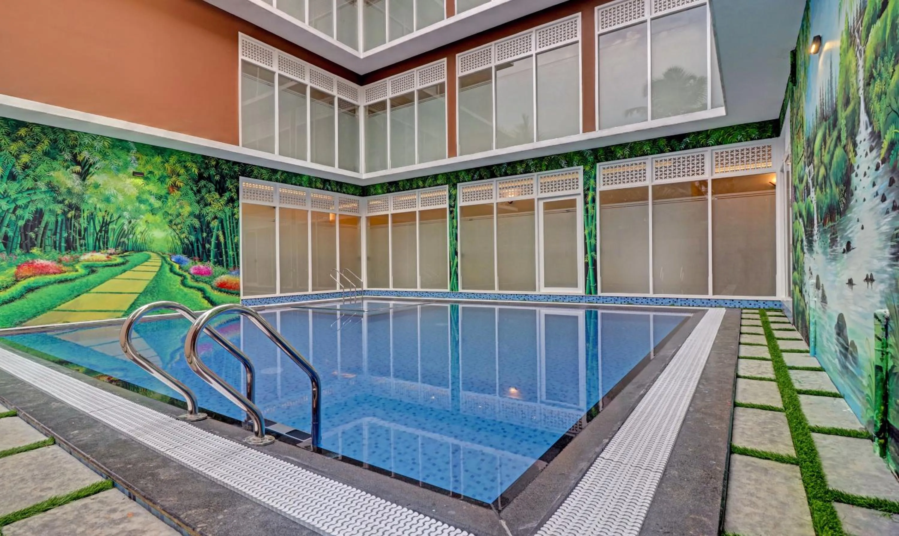 Swimming pool in Treebo Golden Terminal, Kochi Airport