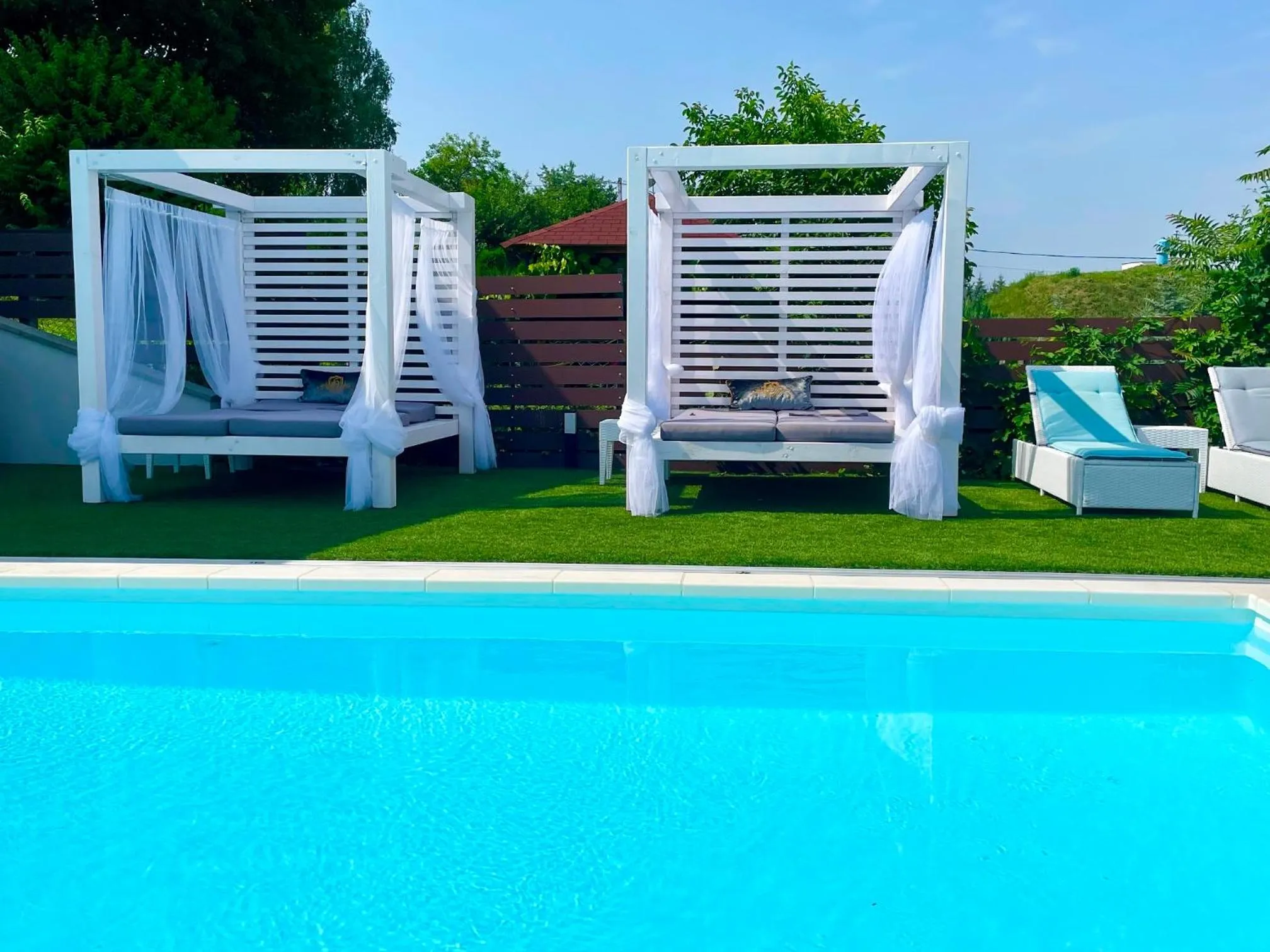 sunbed in Love and Dream Élményvilla