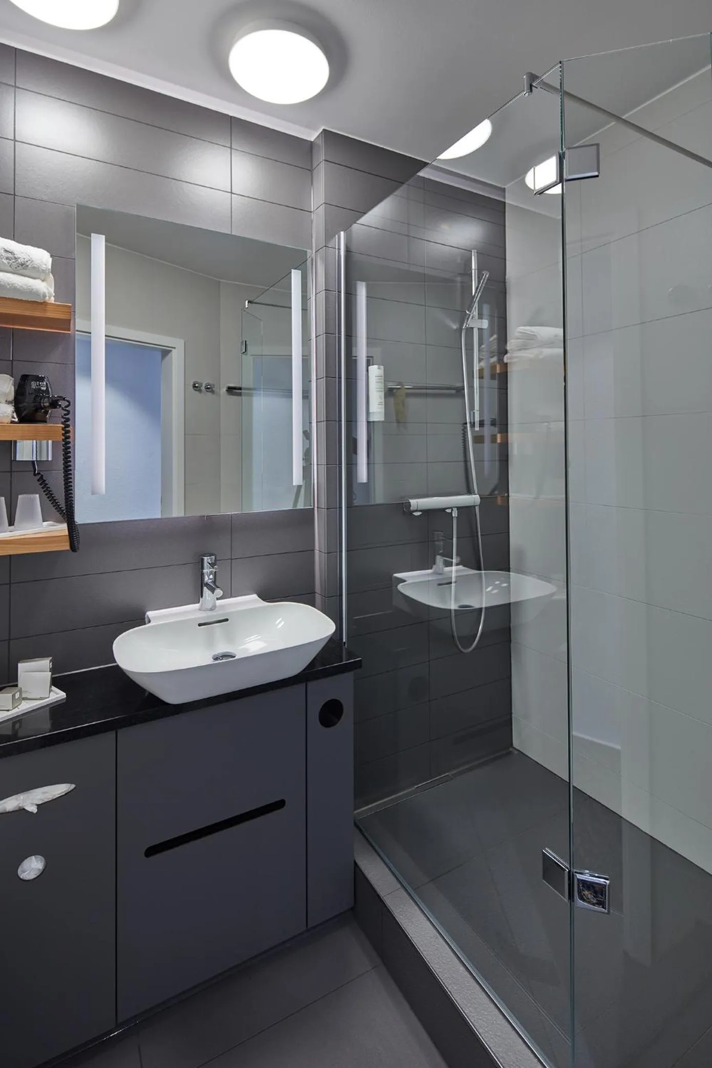 Bathroom in Landhotel Naafs-Häuschen