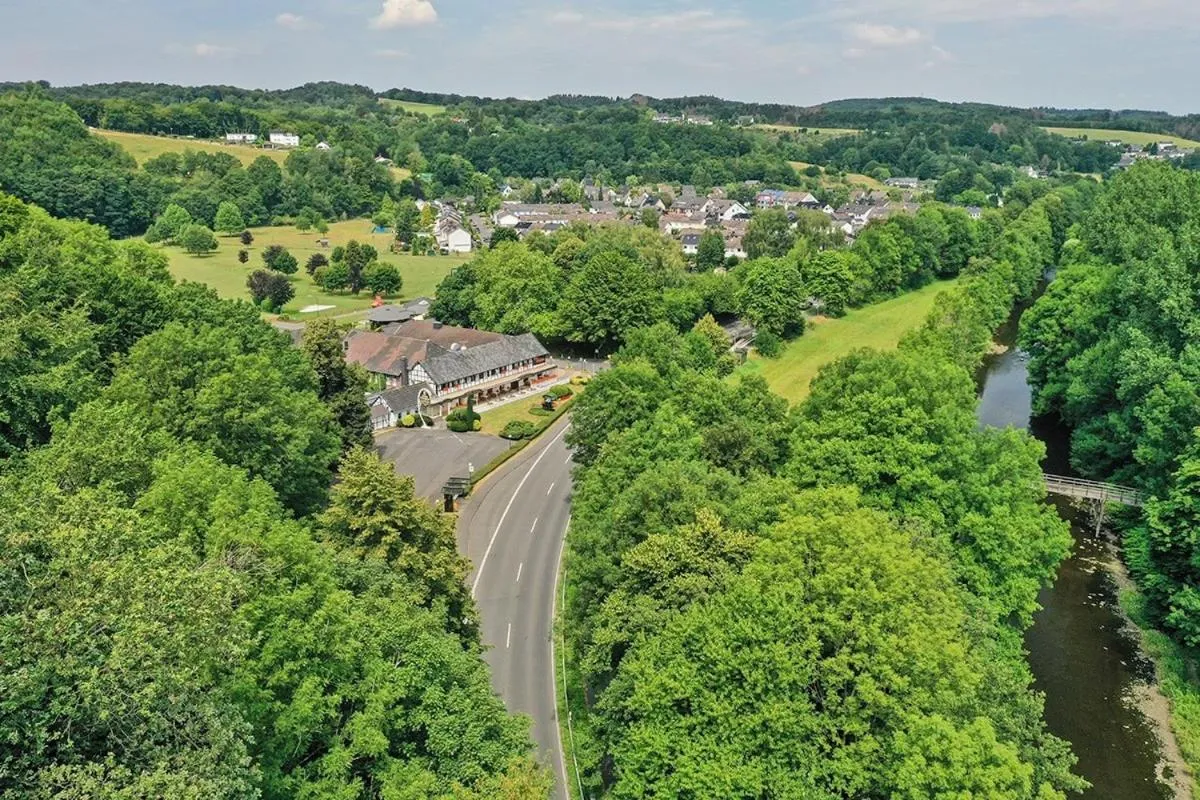 Restaurant/places to eat in Landhotel Naafs-Häuschen
