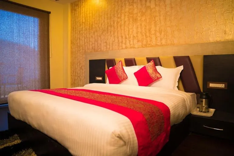 Bed in S S INTERNATIONAL