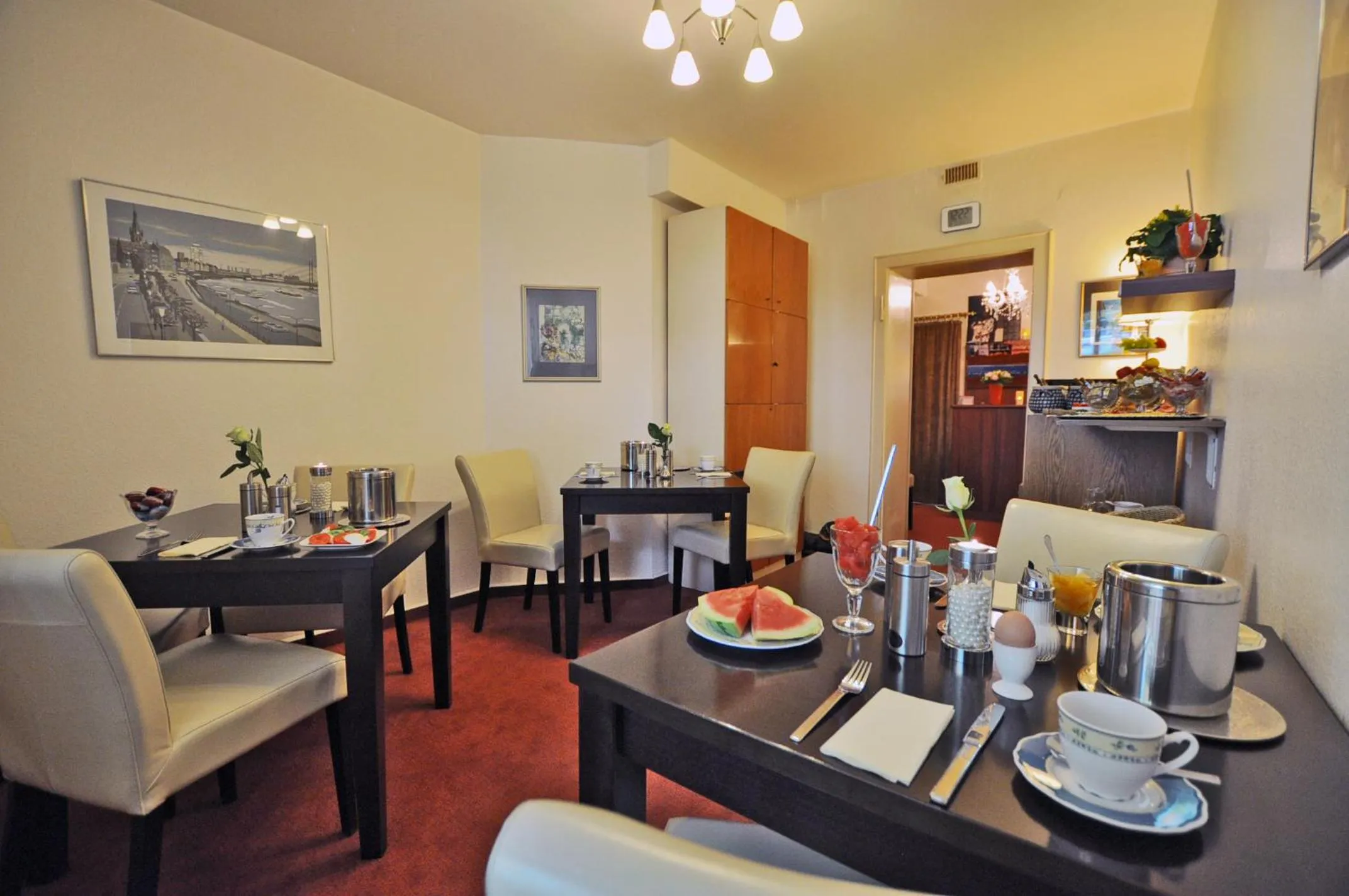 Restaurant/places to eat in Hotel Am Ehrenhof