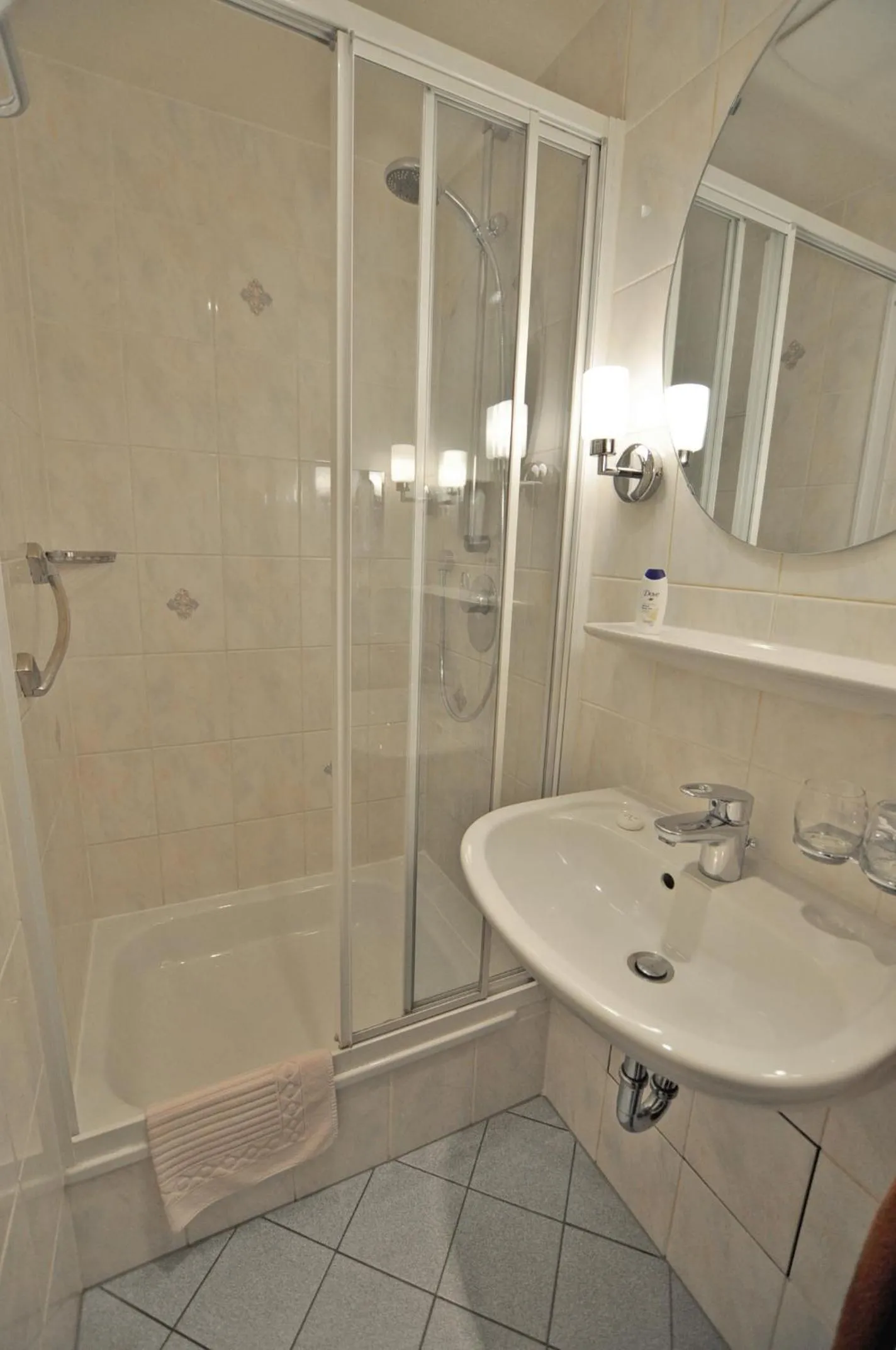 Bathroom in Hotel Am Ehrenhof