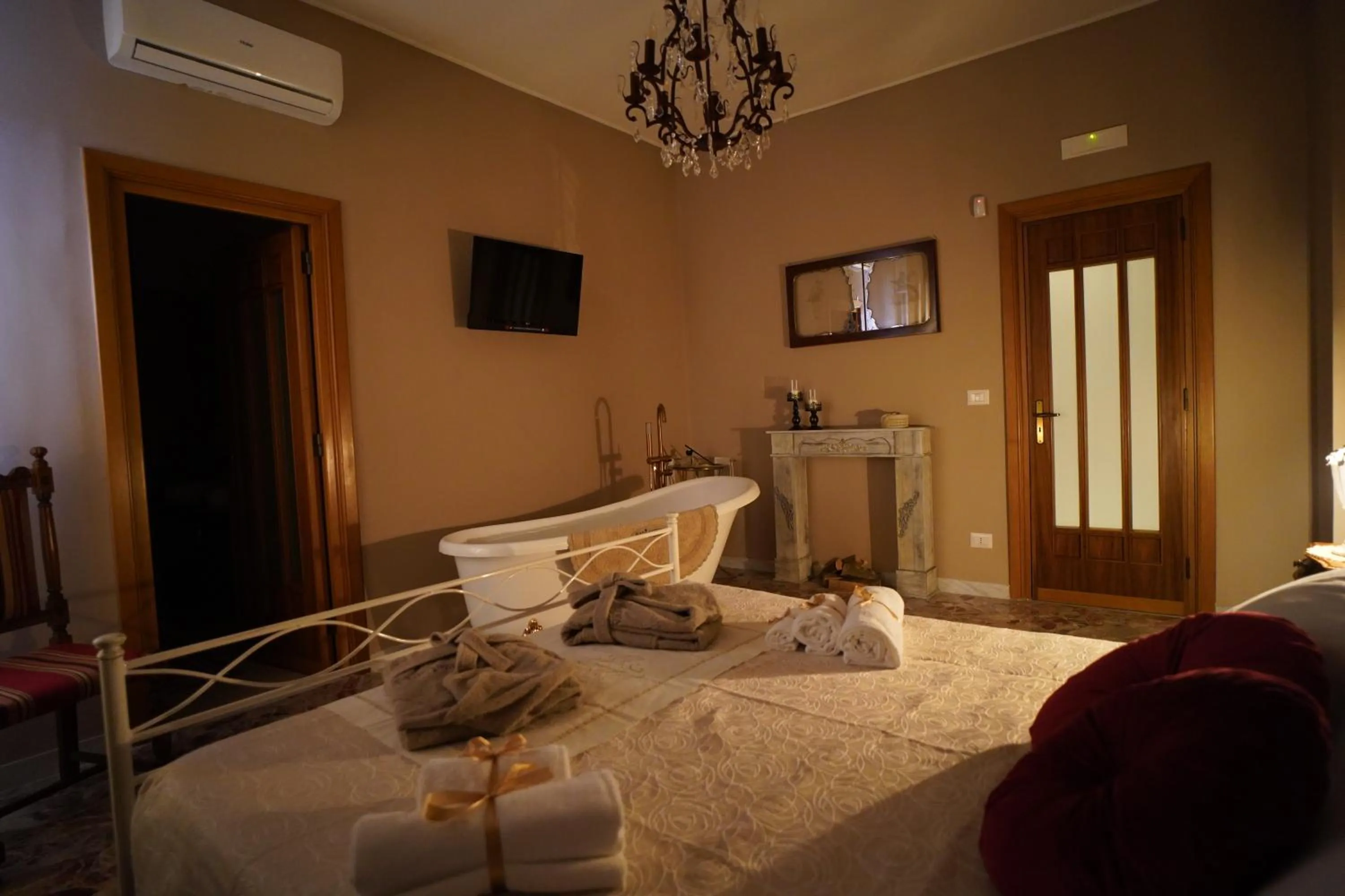 Bed in Bari Antica Boutique B&B