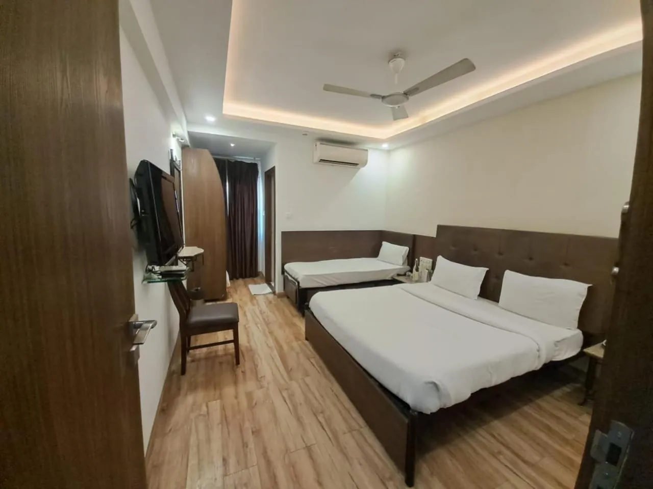 Photo of the whole room, Bed in Alba Premier, Indore