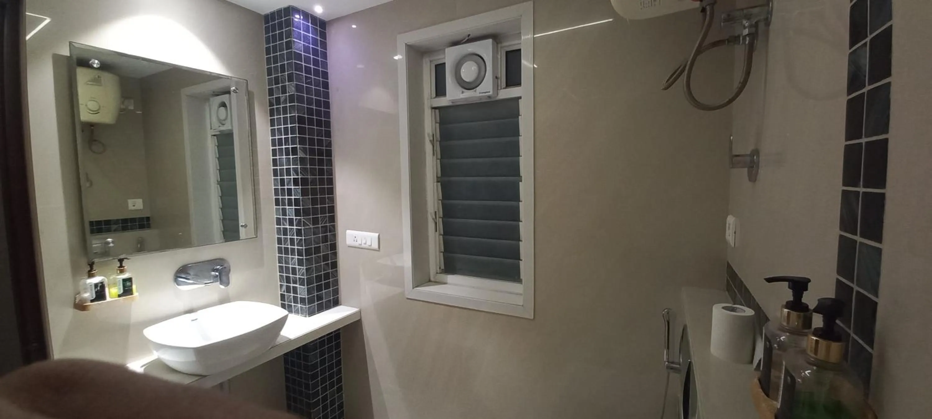 Shower in Alba Premier, Indore