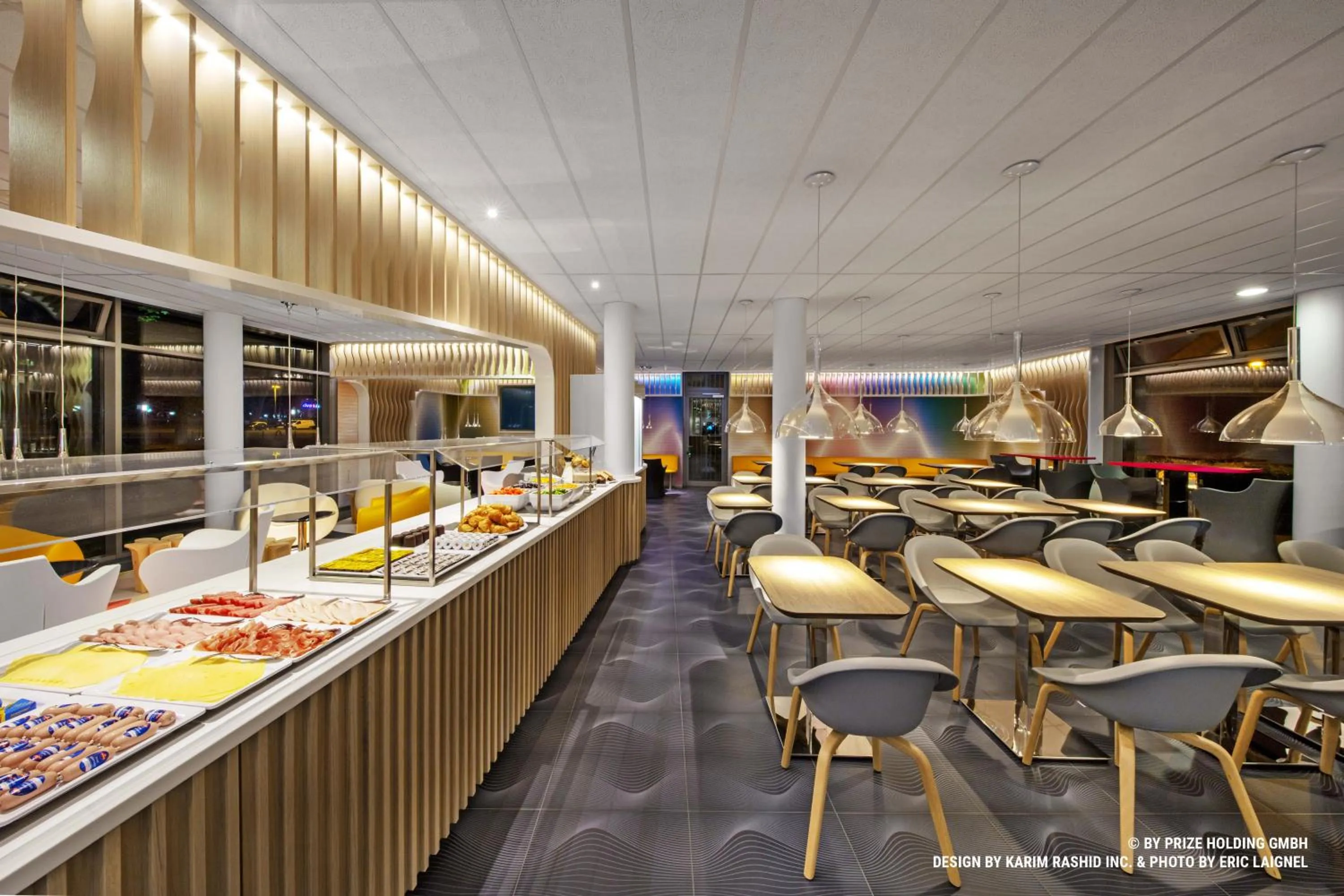 Food and drinks in Prize by Radisson, Bremen City