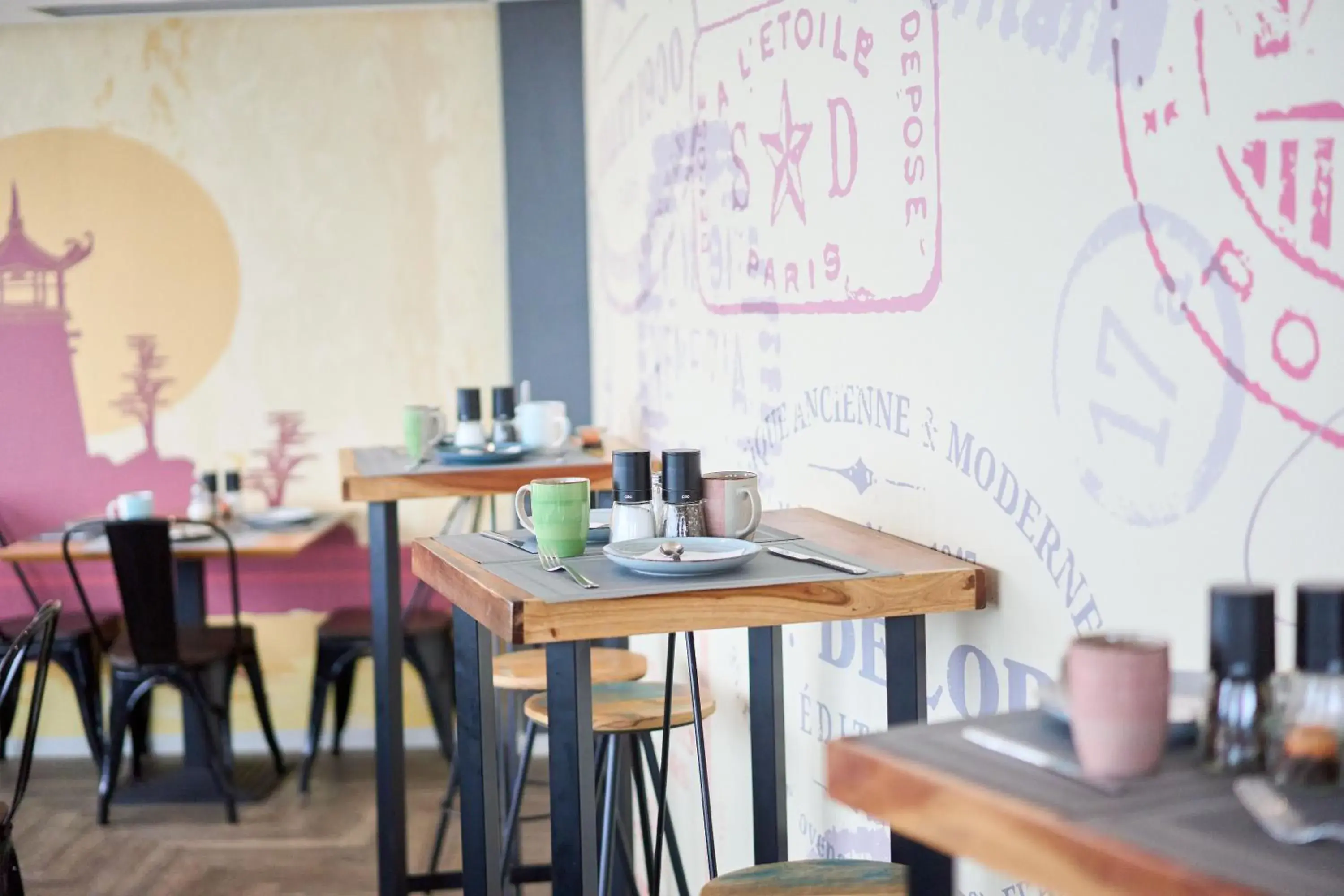 Restaurant/places to eat in eXo Square Heidelberg/Schwetzingen - by SuperFly Hotels Restaurant/places to eat in eXo Square Heidelberg/Schwetzingen - by SuperFly Hotels