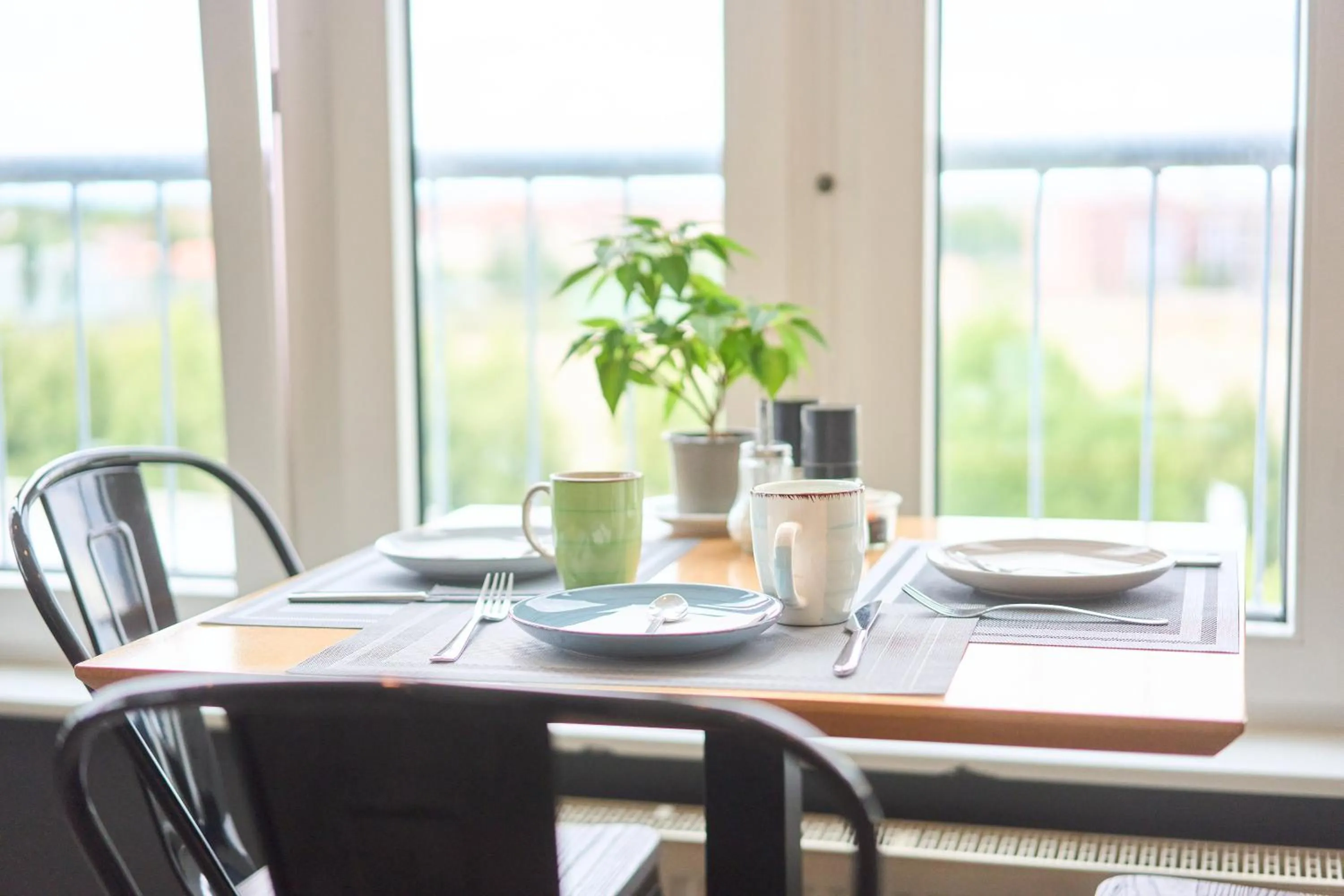 Dining area in eXo Square Heidelberg/Schwetzingen - by SuperFly Hotels