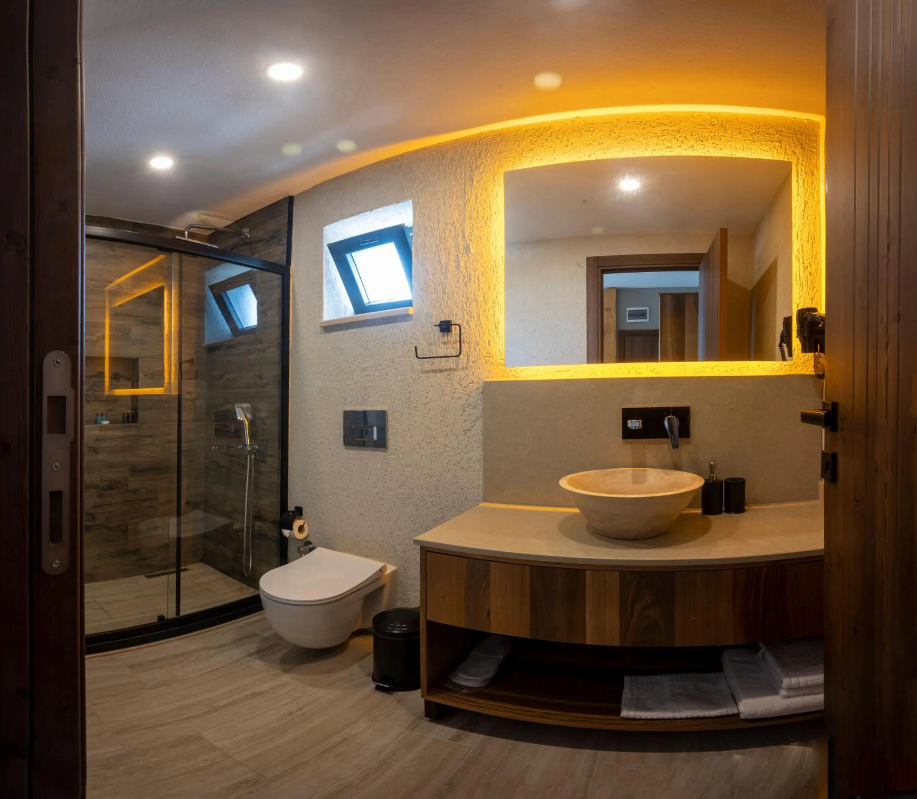 Shower in Villa Siesta Hotel Istanbul Airport