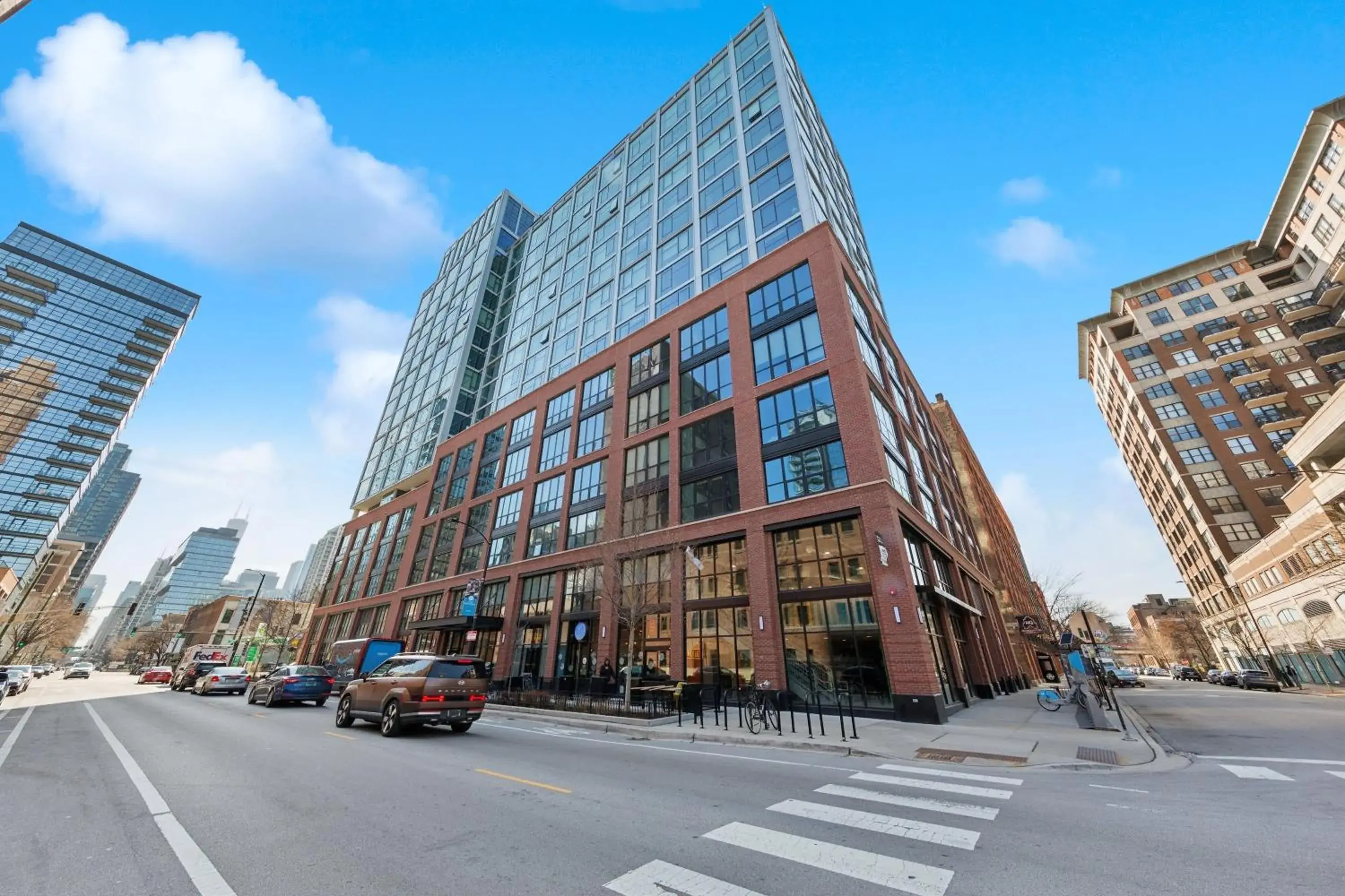 Property building in Kasa River North Chicago Property building in Kasa River North Chicago