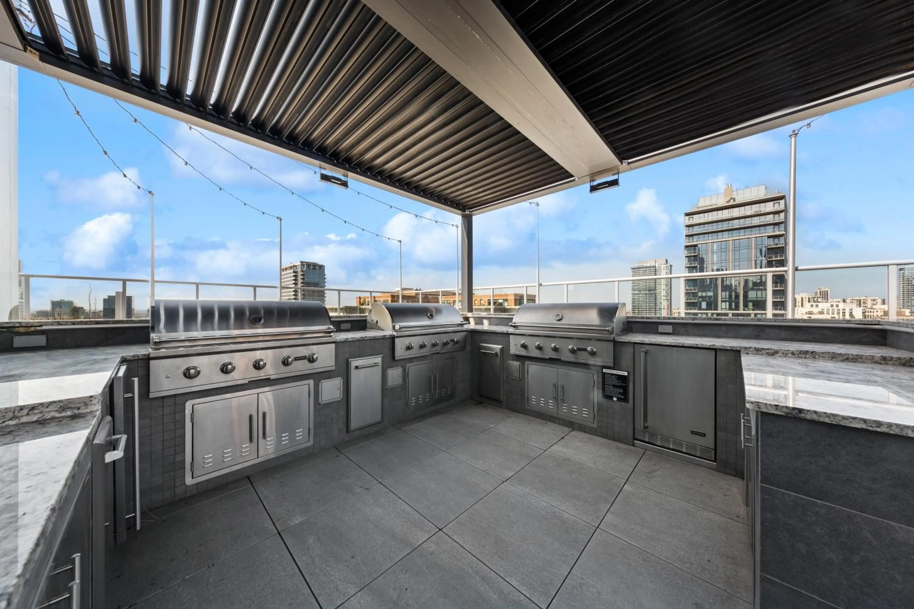 BBQ facilities in Kasa River North Chicago